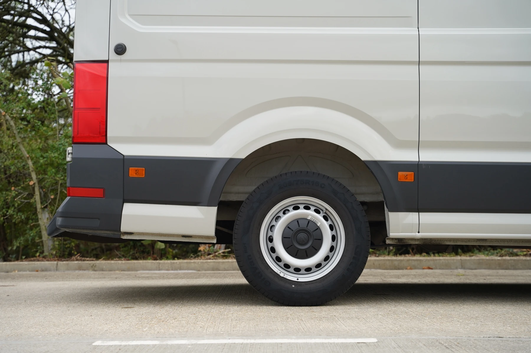 Volkswagen-Crafter-image-29