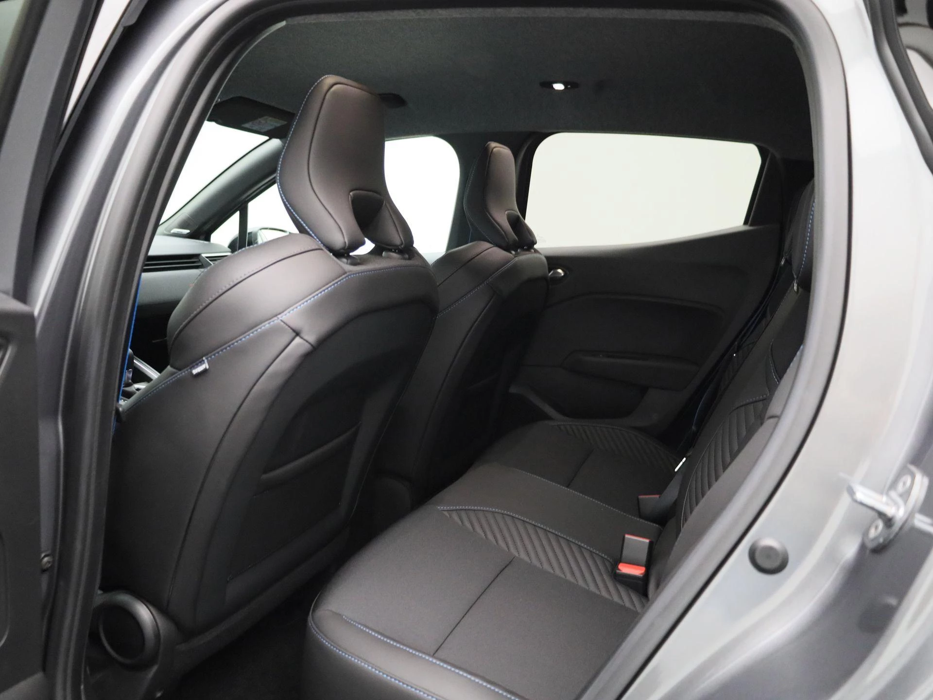 Renault-Clio-image-9