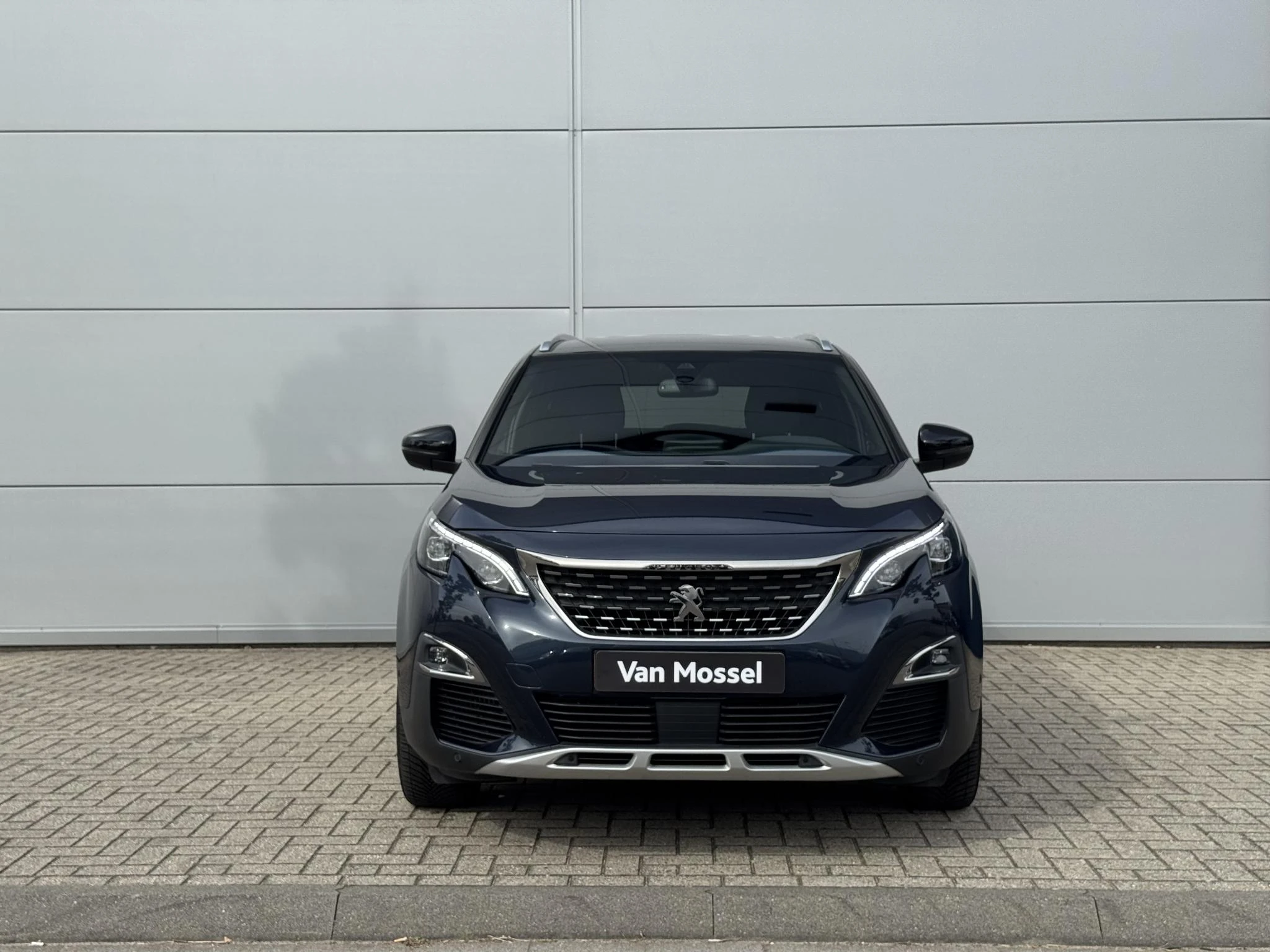 Peugeot-5008-image-8