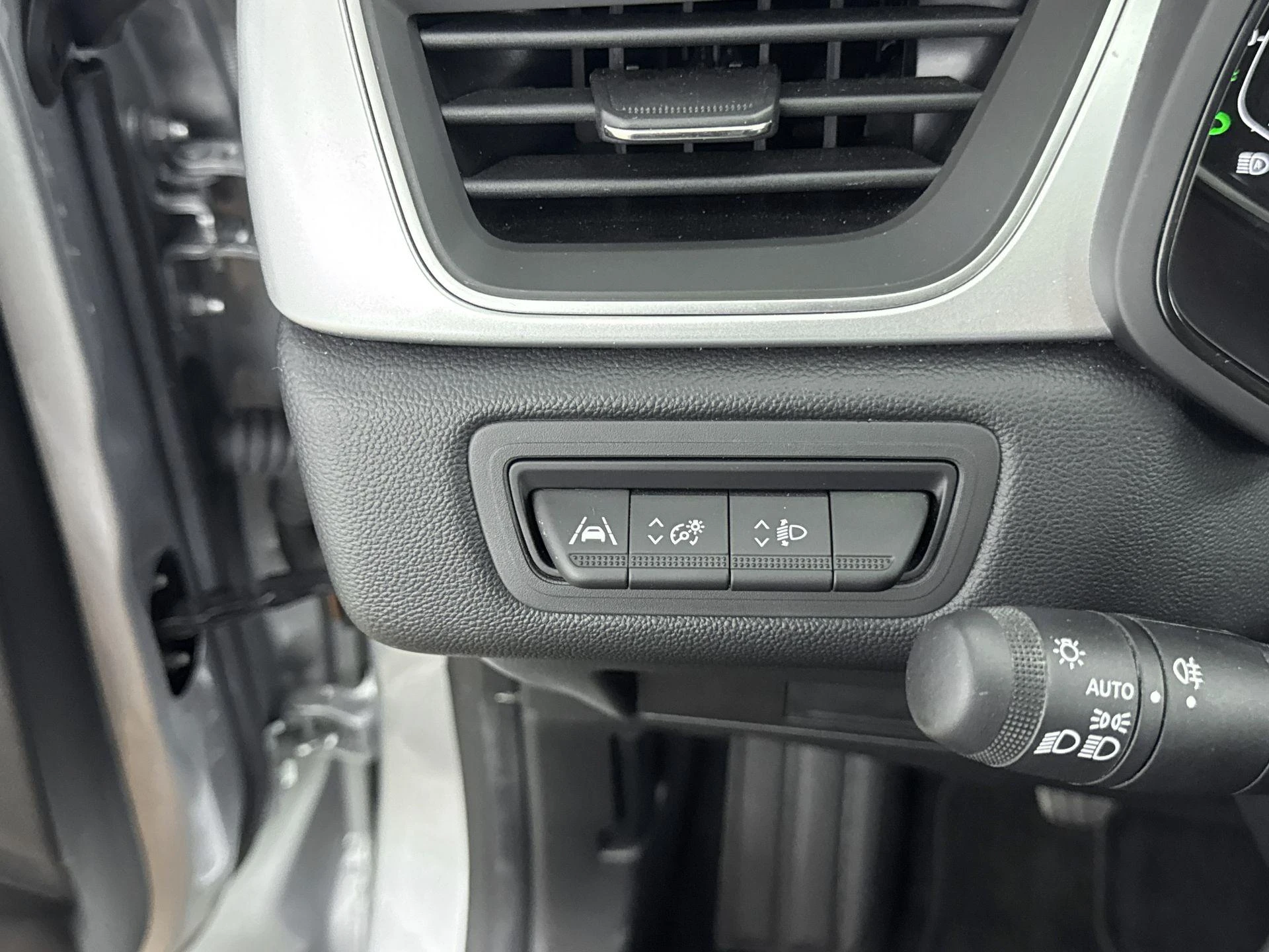Renault-Captur-image-19