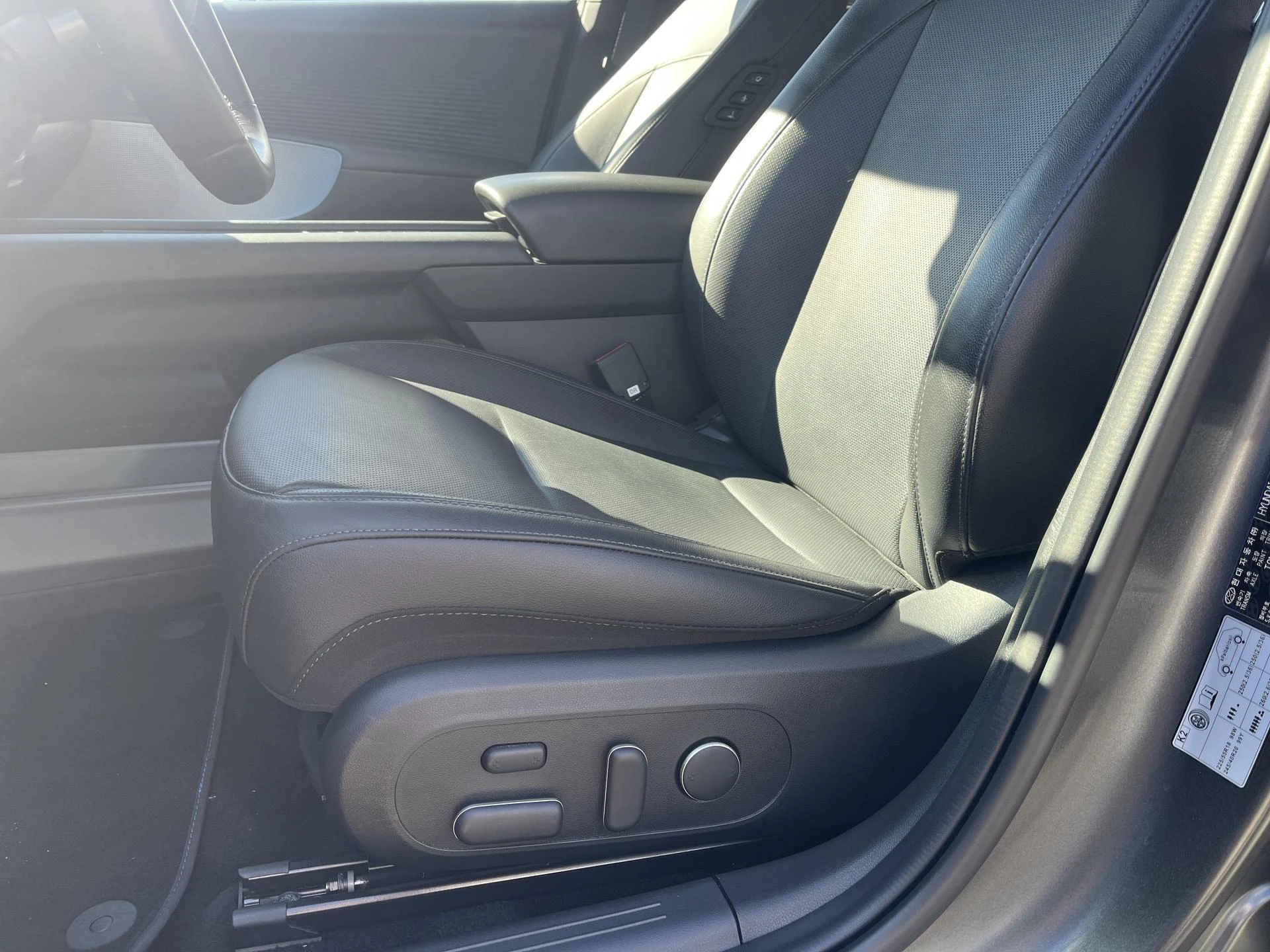 Hyundai-IONIQ 6-image-13