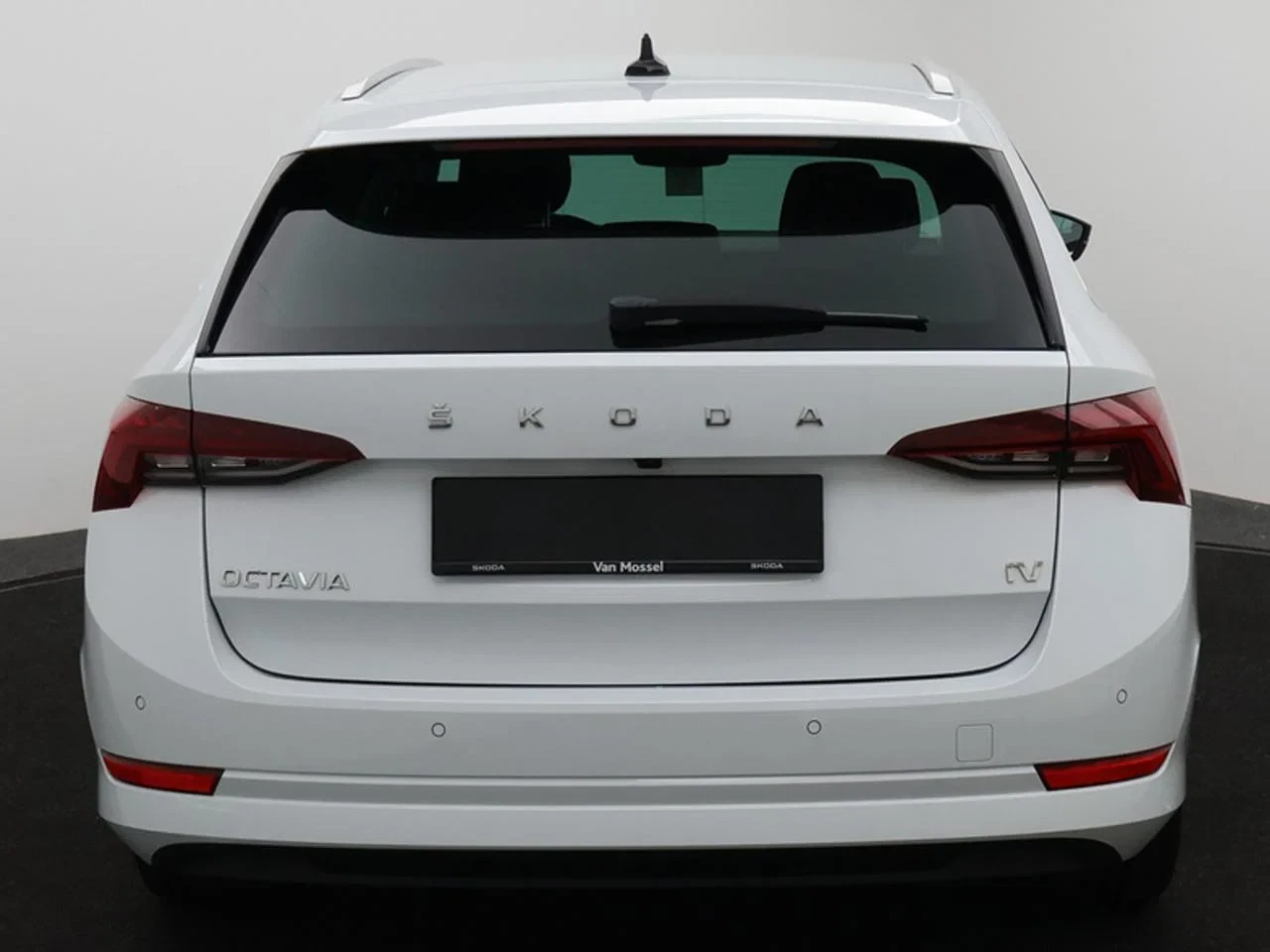Škoda Octavia Combi PHEV Octavia PHEV 1.4TSI 204PK *AUTOMAAT*CAMERA*CRUISE*VIRTUAL COCKPIT*NAVI*APP-CONNECT*SFEERVERLICHTING*...*
