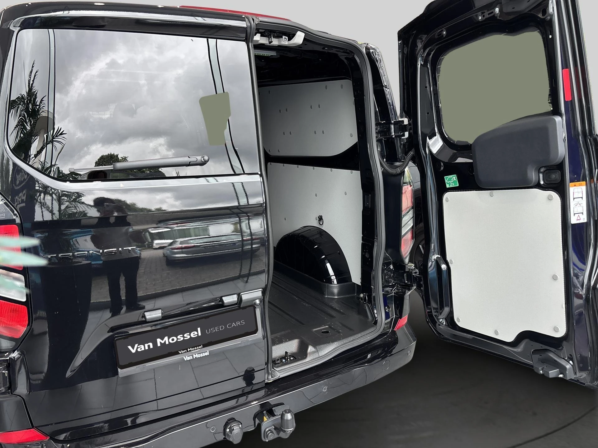 Ford-Transit Custom-image-23