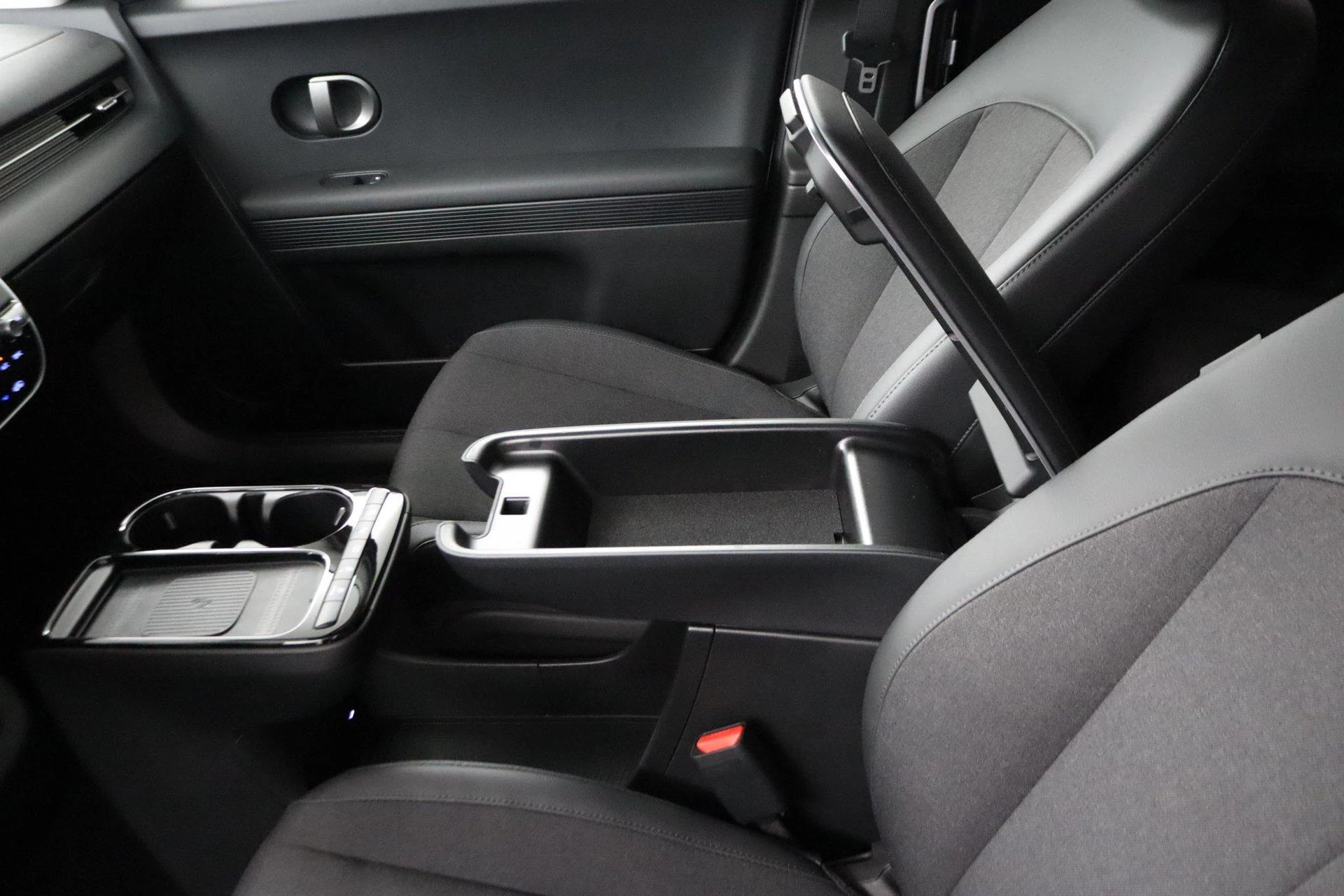Hyundai-IONIQ 5-image-58