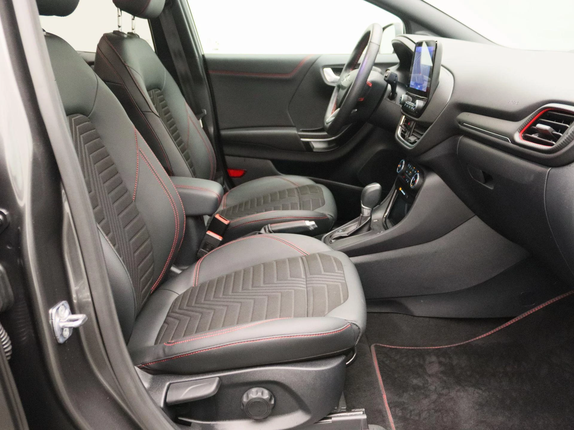 Ford Puma 1.0 EcoBoost Hybrid ST-Line X