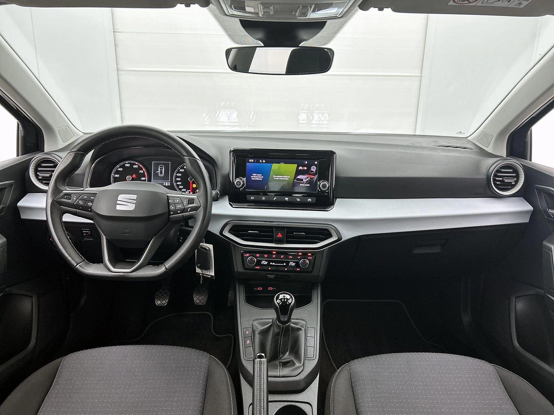 SEAT-Ibiza-image-19