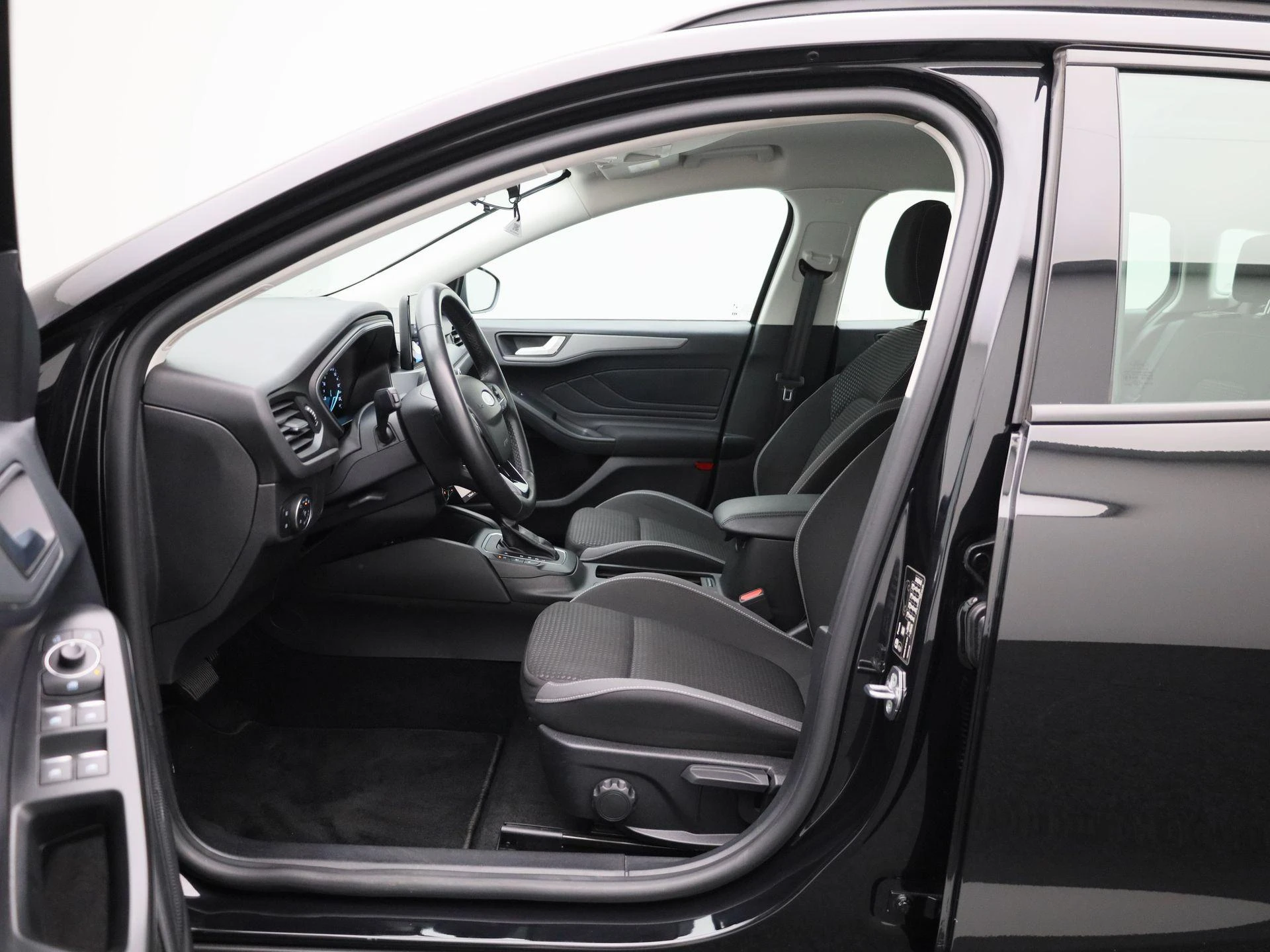 Ford-Focus-image-8