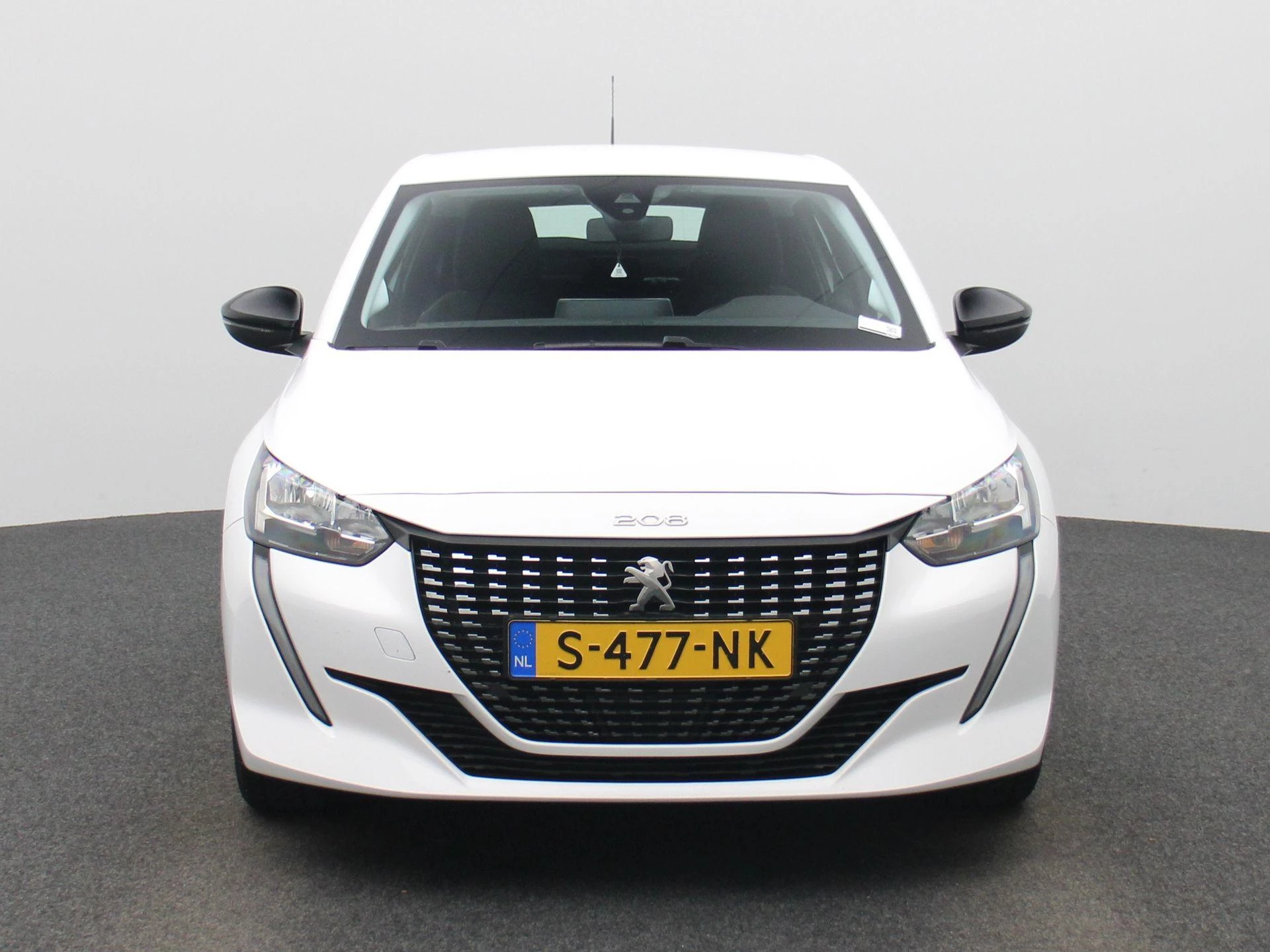 Peugeot-208-image-2