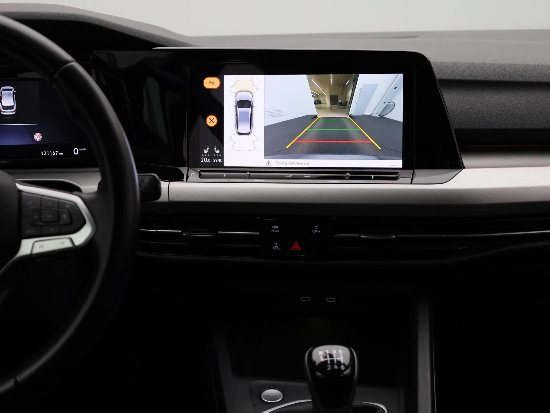 Volkswagen-Golf-image-8