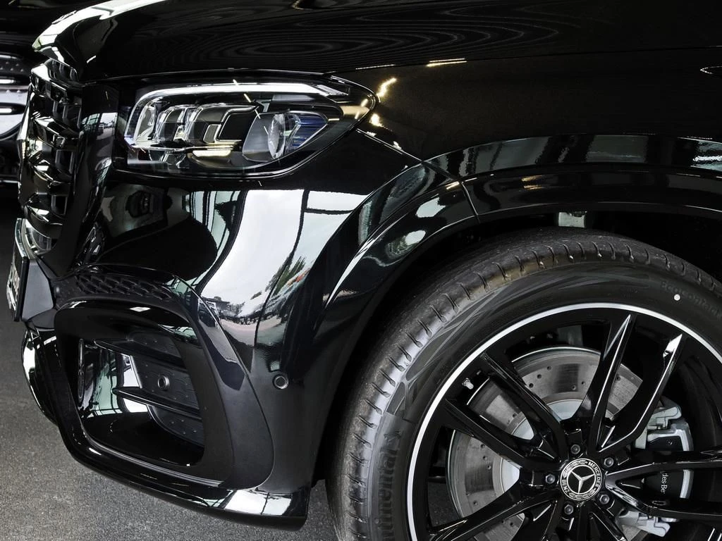 Mercedes-Benz-GLS 450 d-image-4