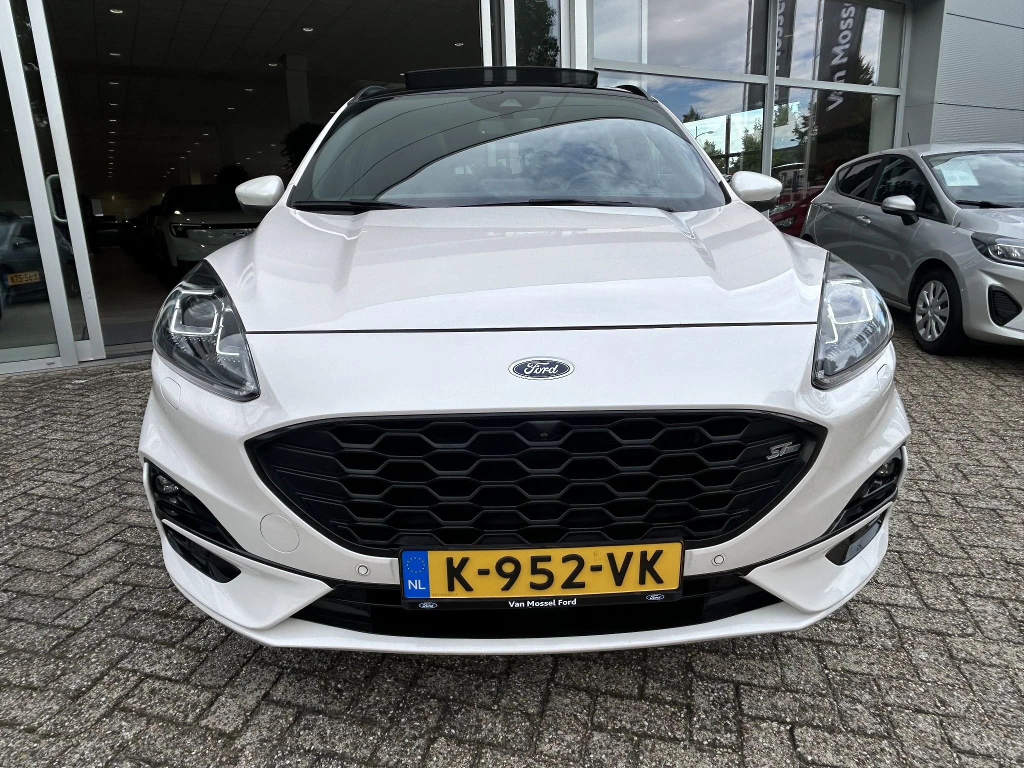 Ford-Kuga-image-7