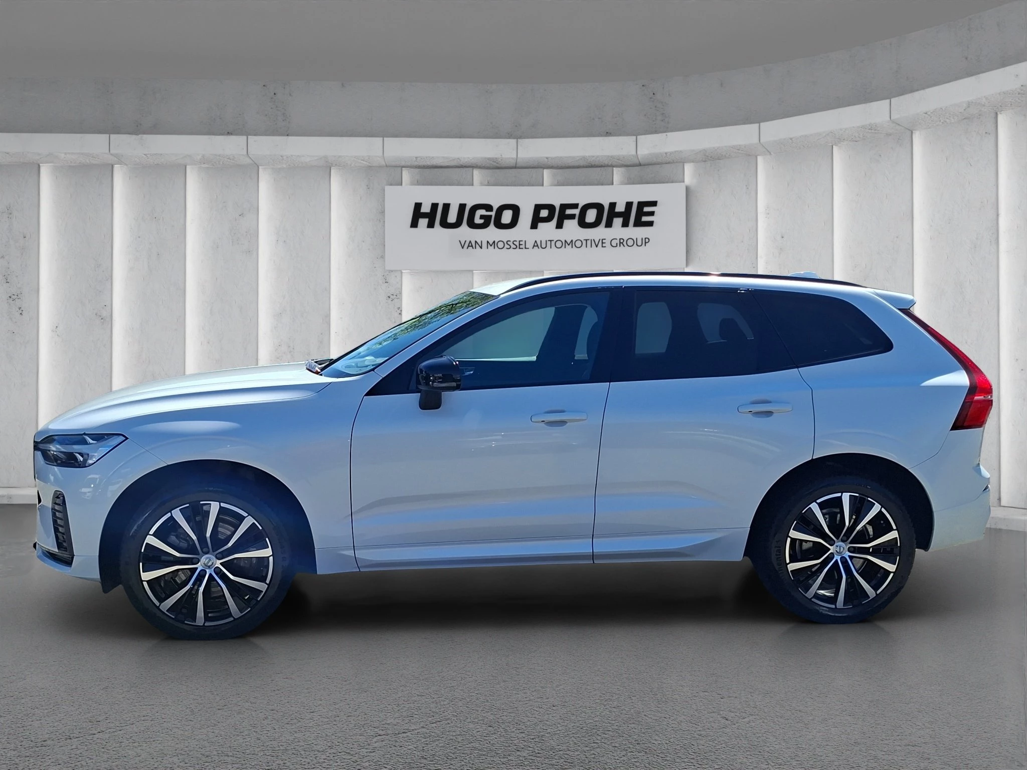 Volvo XC60 B4 Plus Dark 2.0 MHEV Aut. | LED | ACC | GJR | RFK | LEDER | SHZ