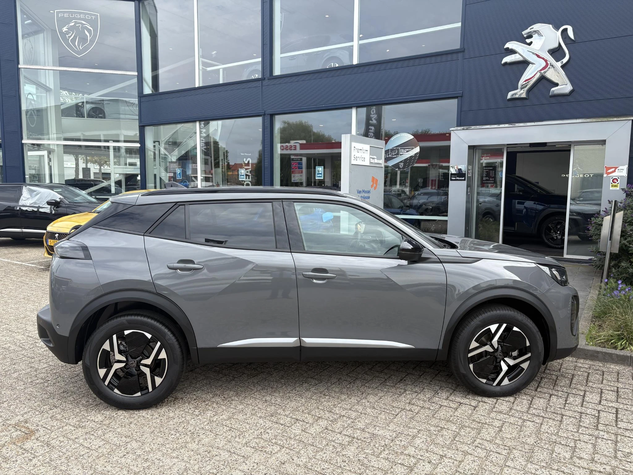 Peugeot-2008-image-7