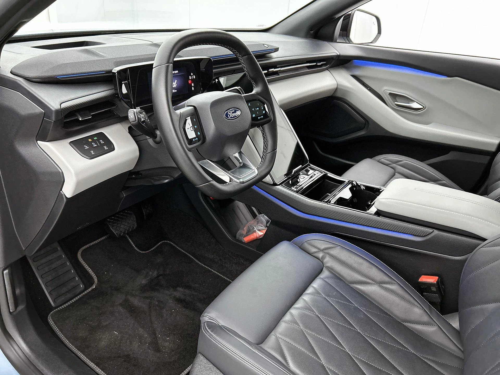 Ford Explorer Premium Extended Range RWD 77 kWh