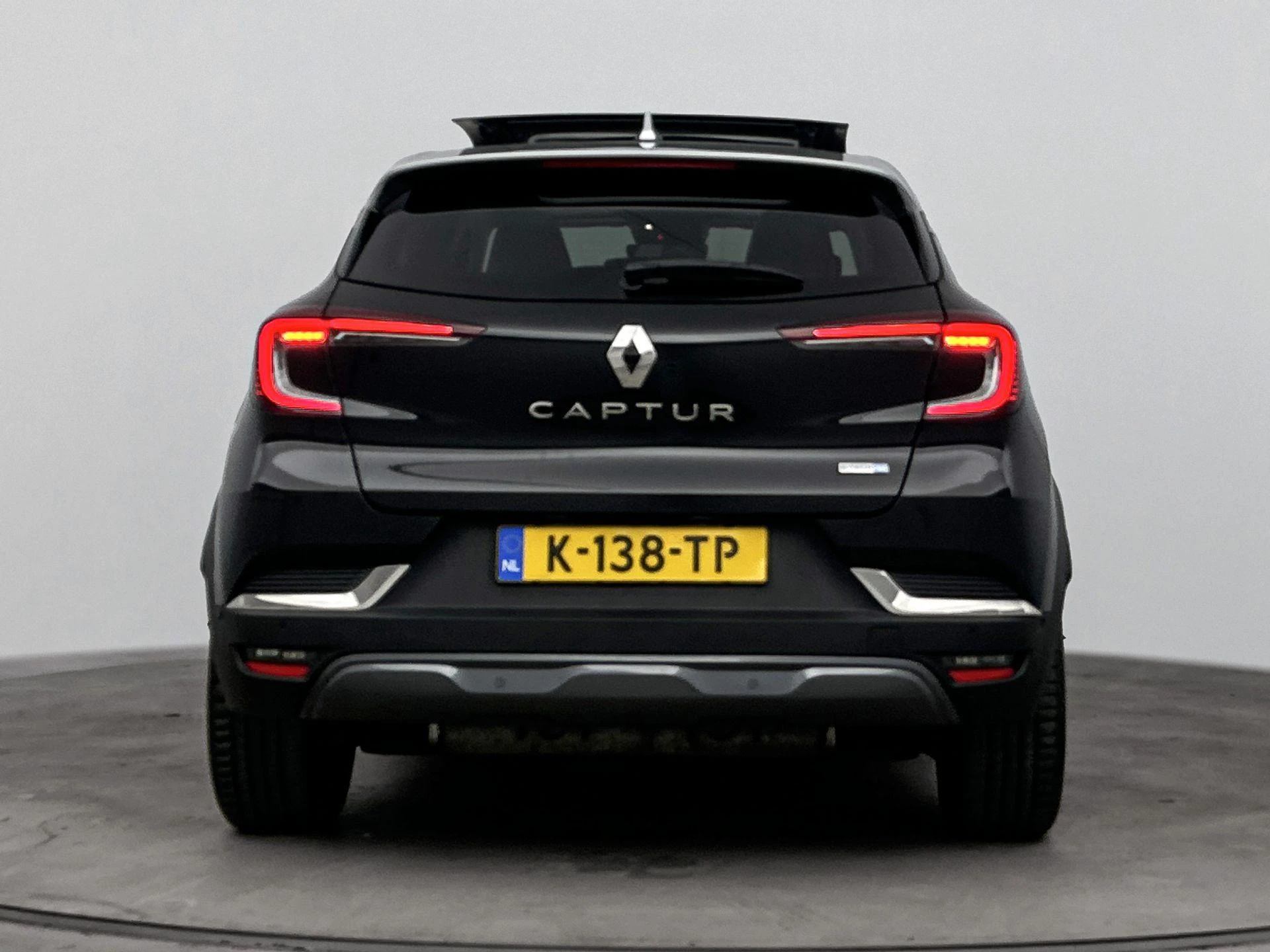 Renault-Captur-image-2