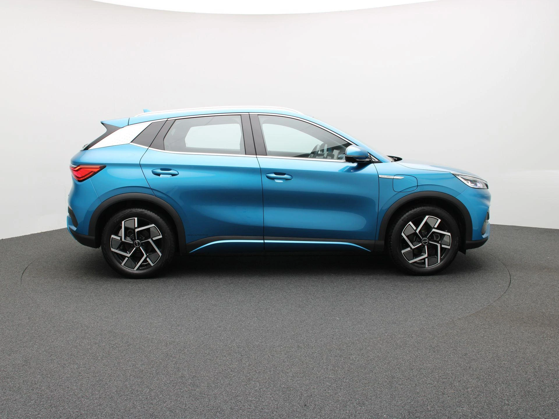 BYD-ATTO 3-image-5