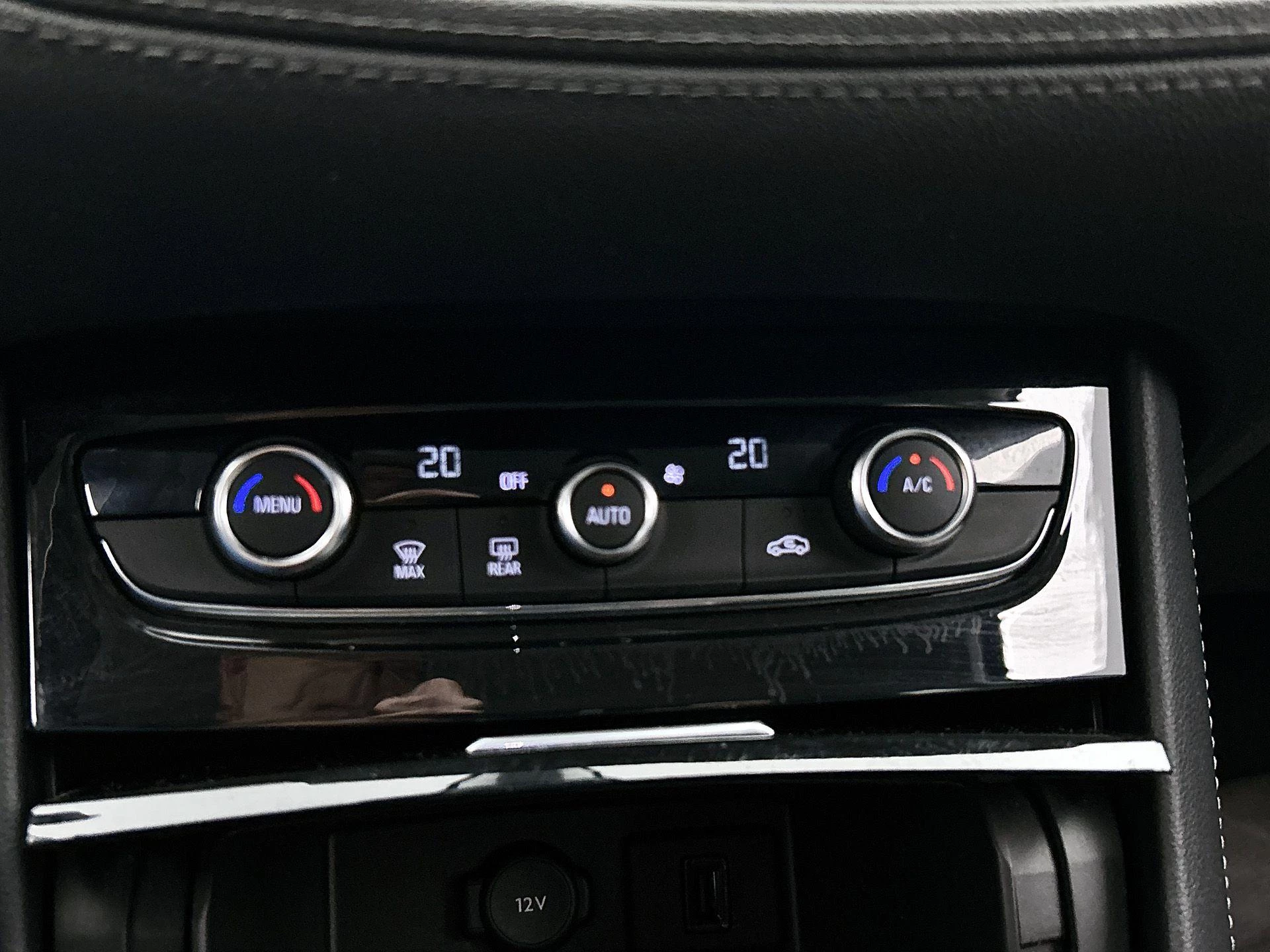 Opel Grandland X 1.2 Turbo Online Edition