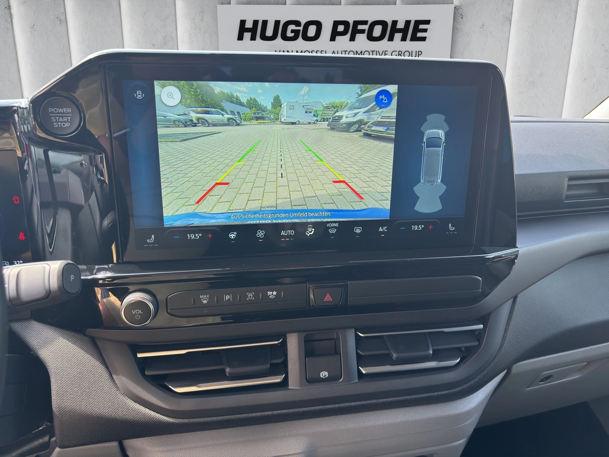 Ford Tourneo Custom Titanium L1 Aut.*AHK*NAVI*LED*SHZ*LRHZ*WSH