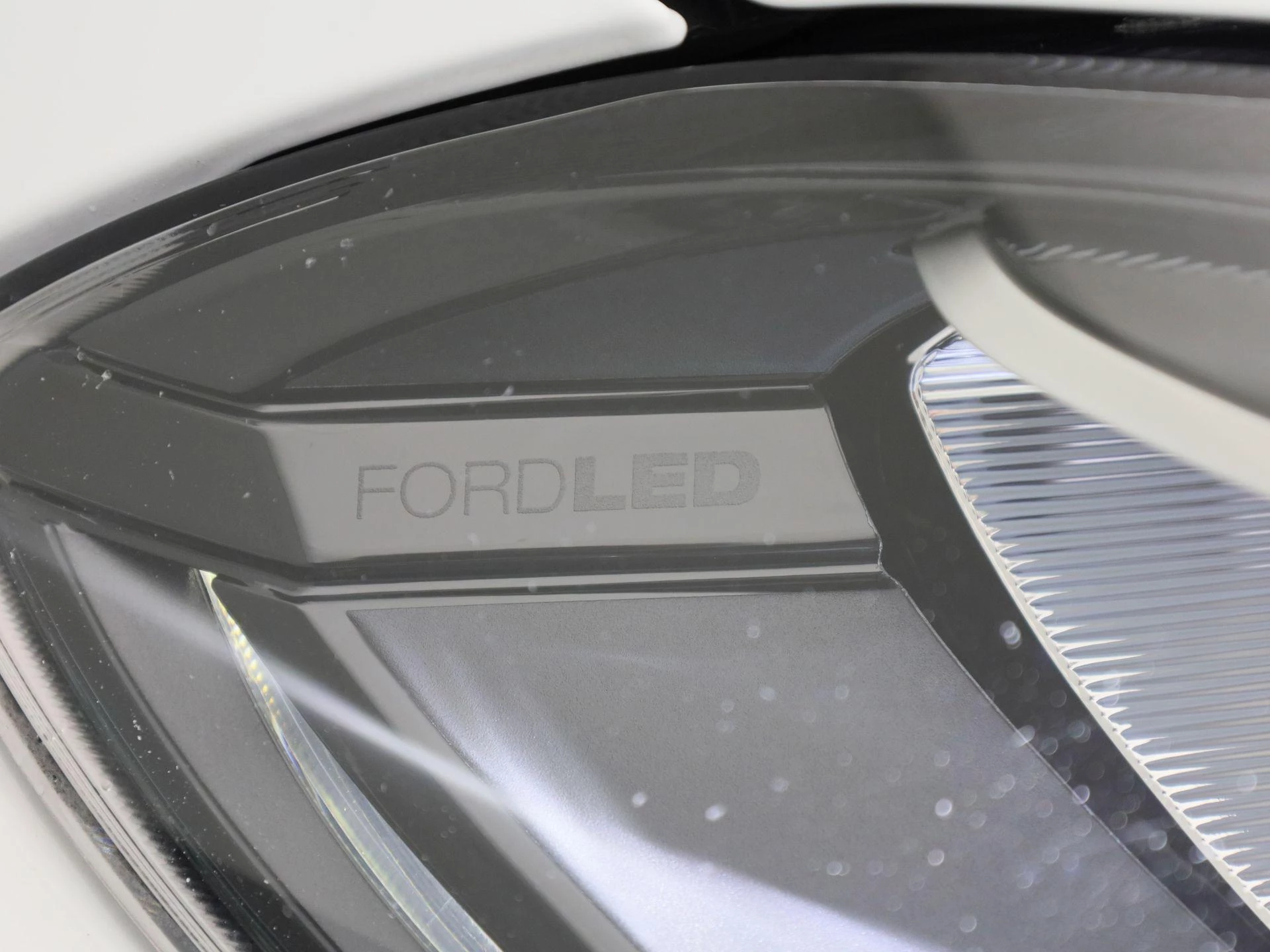 Ford Fiesta 1.0 EcoBoost Hybrid Titanium