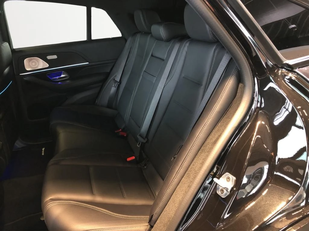 Mercedes-Benz-GLE 450 d-image-19