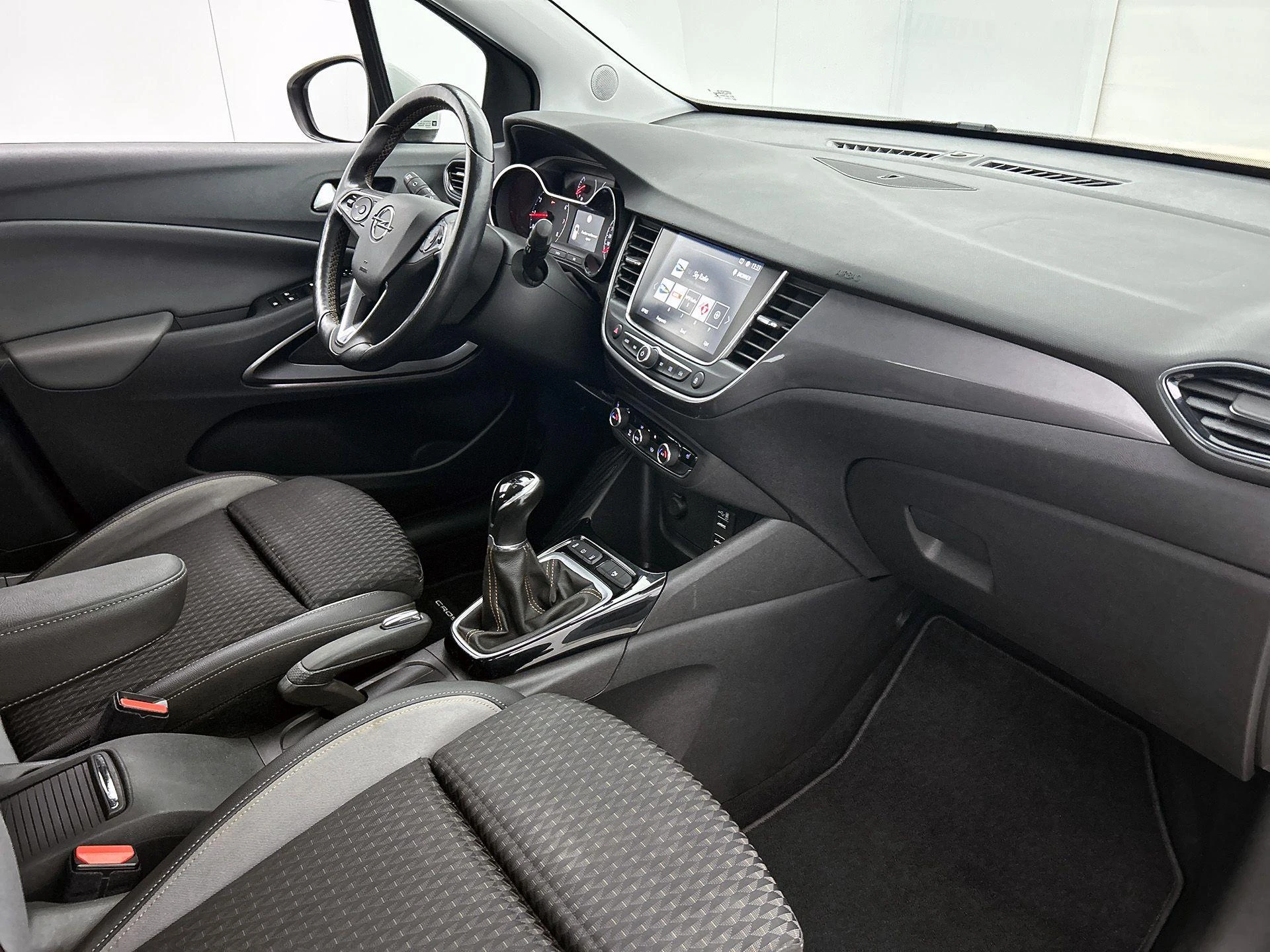 Opel-Crossland X-image-20