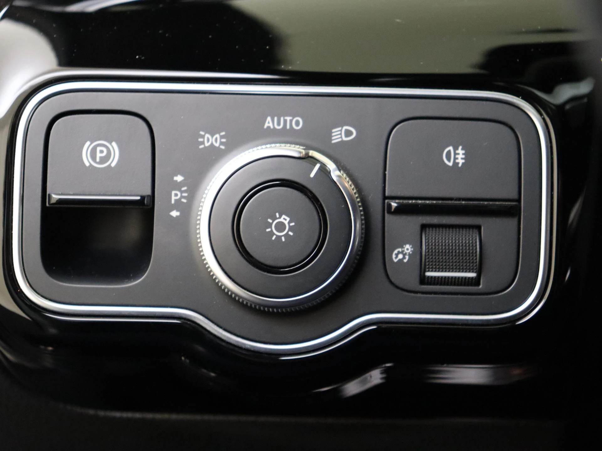 Mercedes-Benz-A-Klasse-image-24