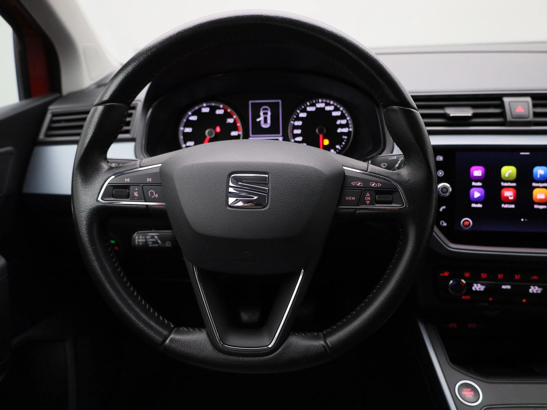 SEAT-Arona-image-6