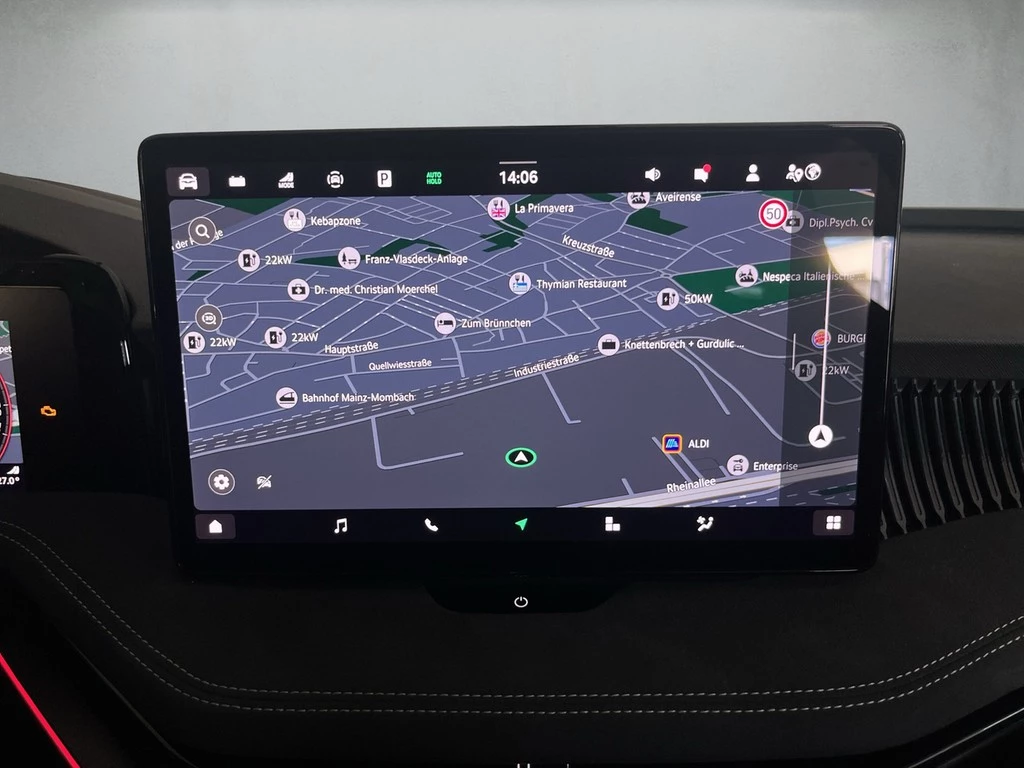 Škoda Superb Combi 1.5 TSI iV 150 kW Sportline Ahk; Canton; Infotainment Plus