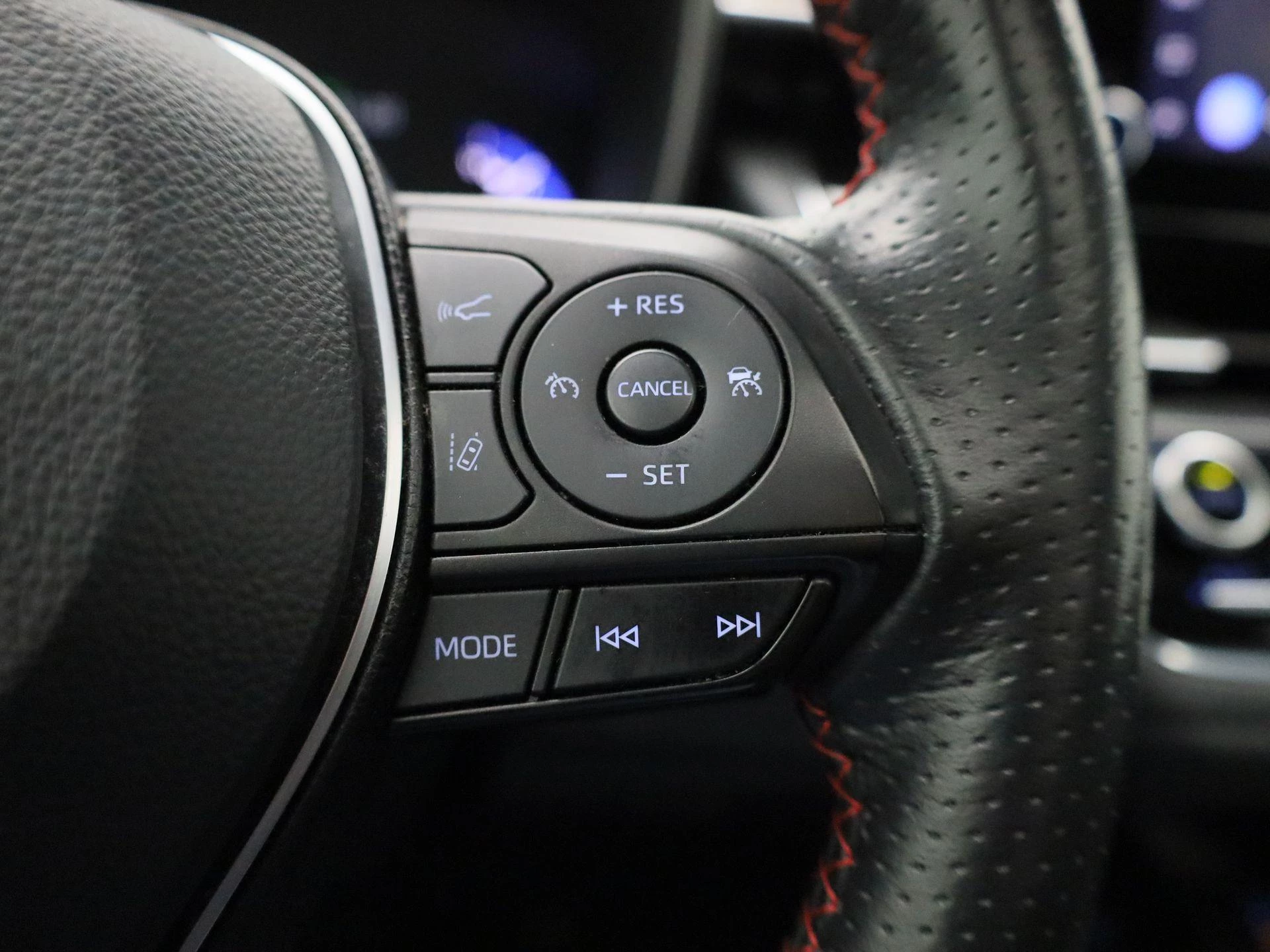 Toyota-Corolla Touring Sports-image-17