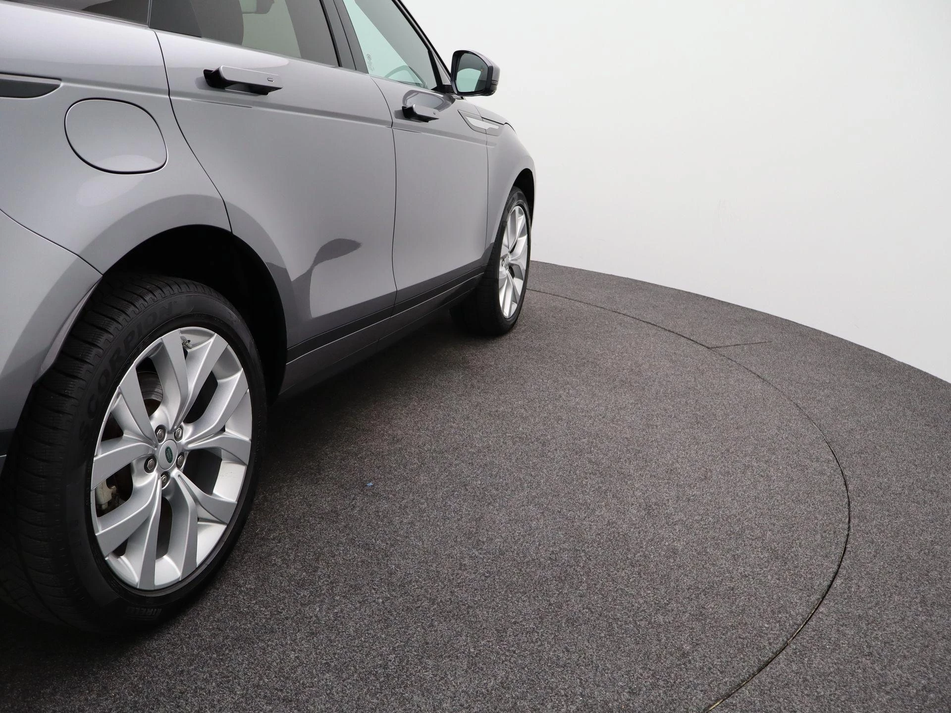 Land Rover-Range Rover Evoque-image-42