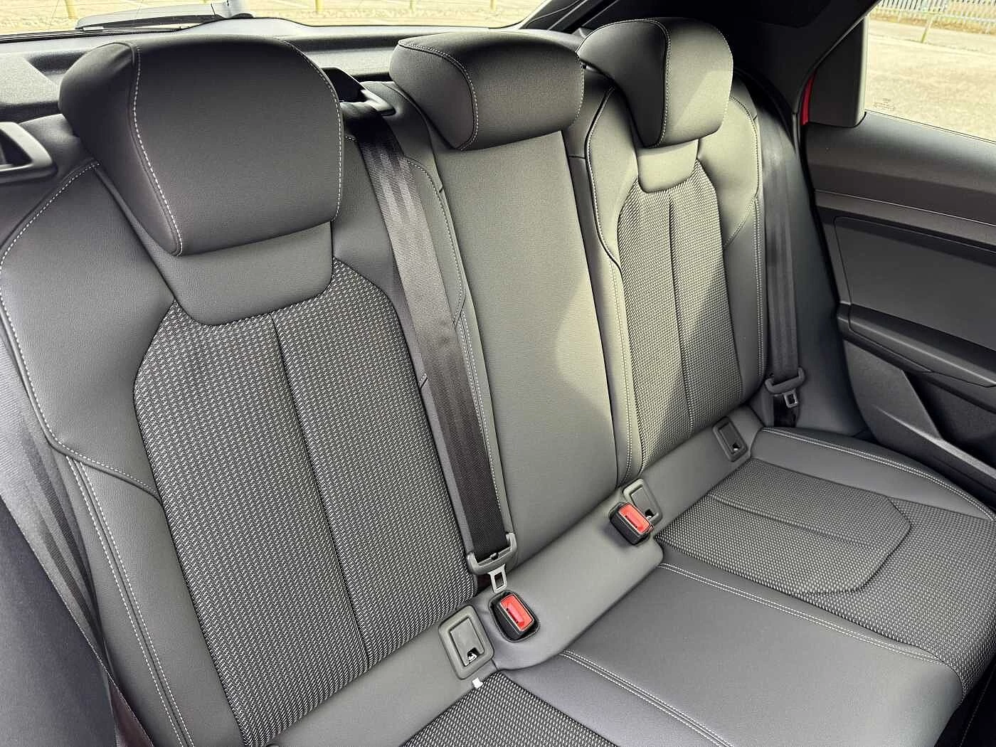 Audi-A1 Sportback-image-16