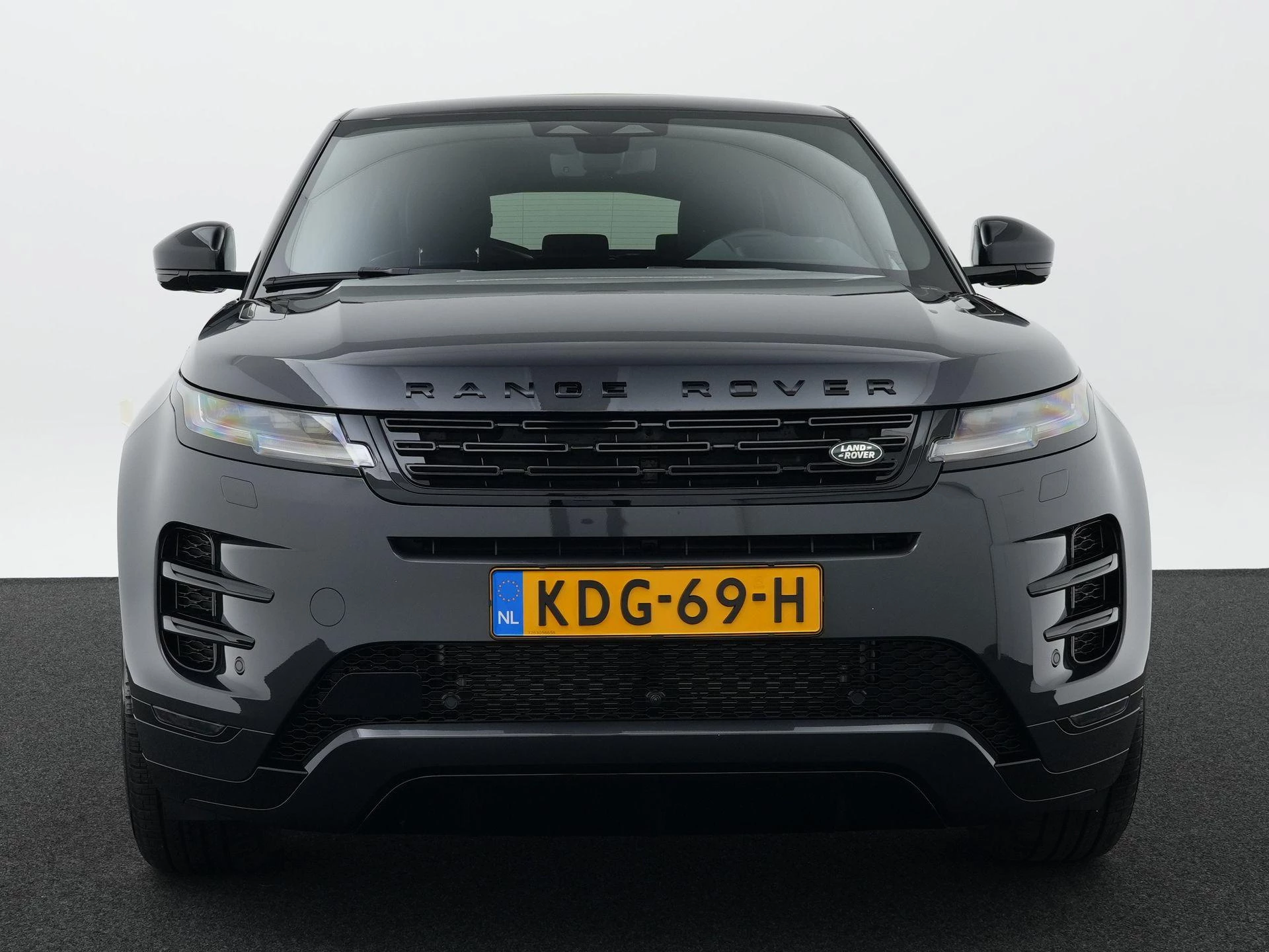 Land Rover-Range Rover Evoque-image-3