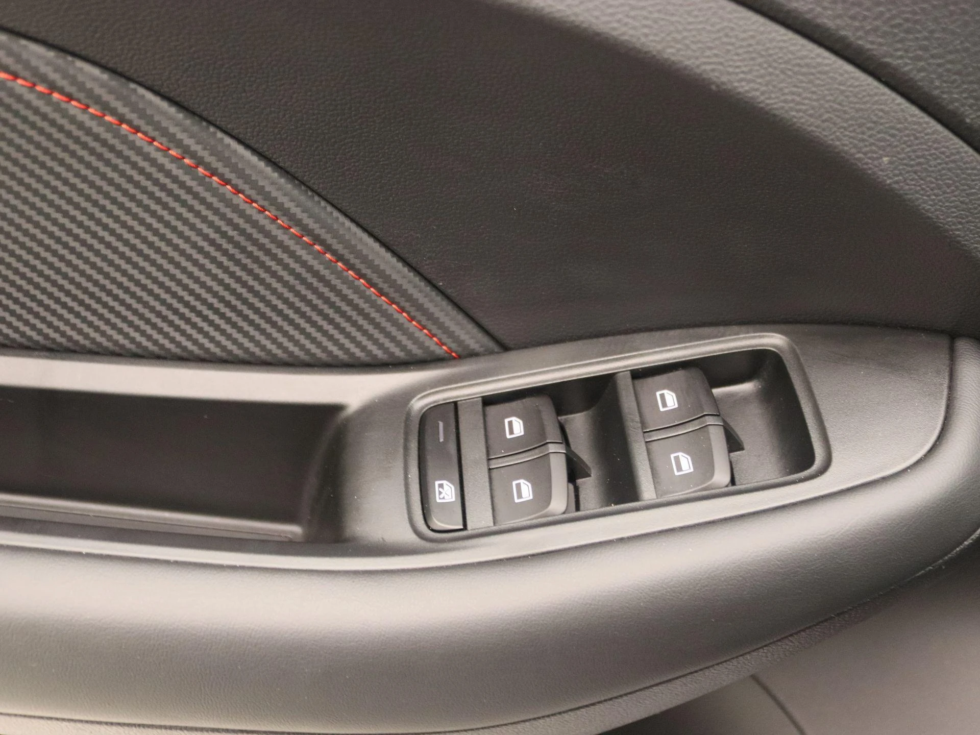 MG-ZS EV-image-19