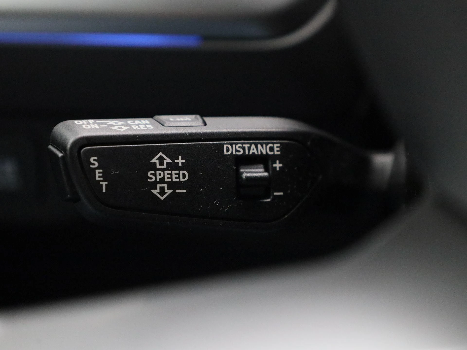 Audi-Q4 e-tron-image-19
