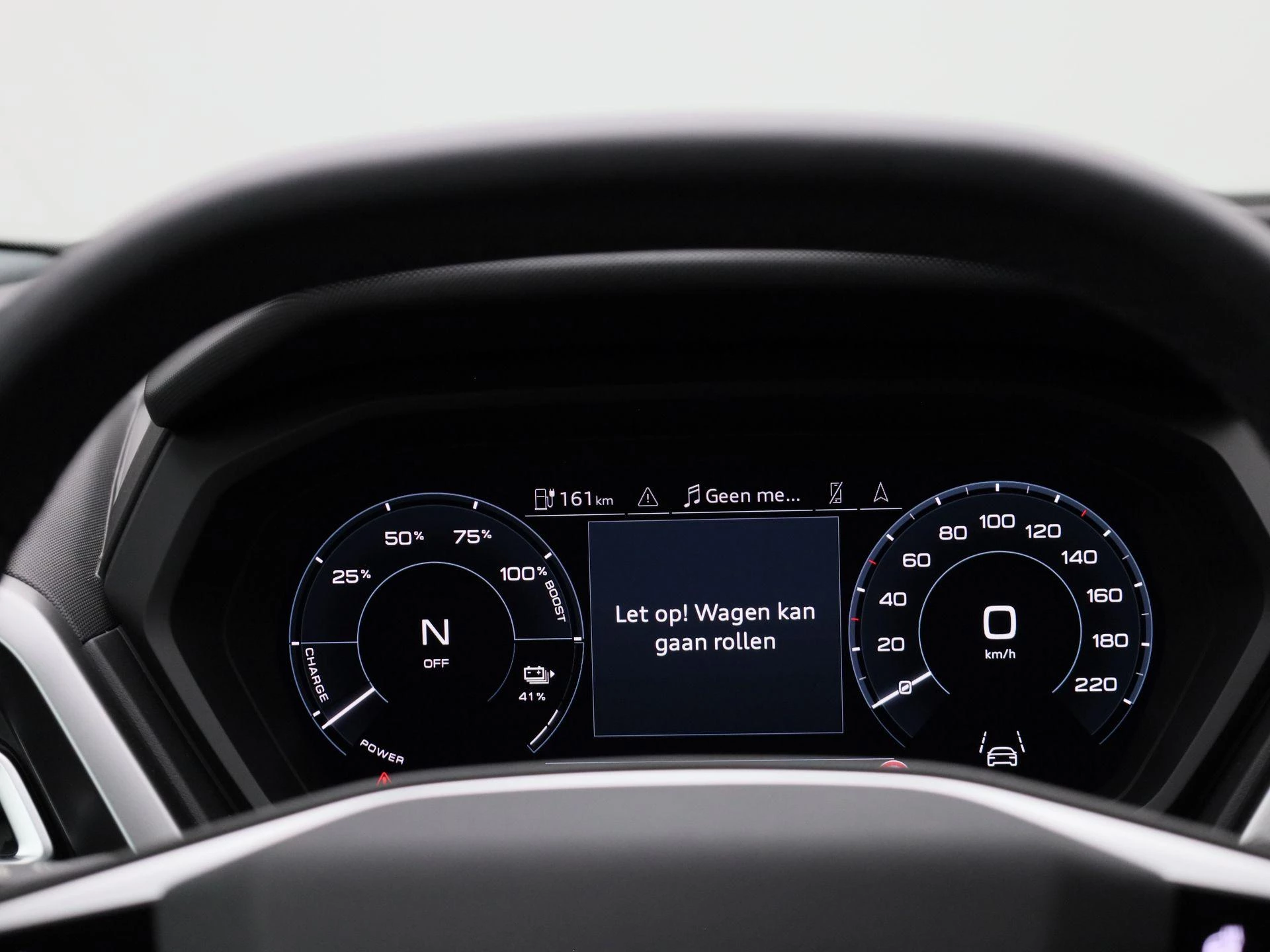 Audi-Q4 e-tron-image-7