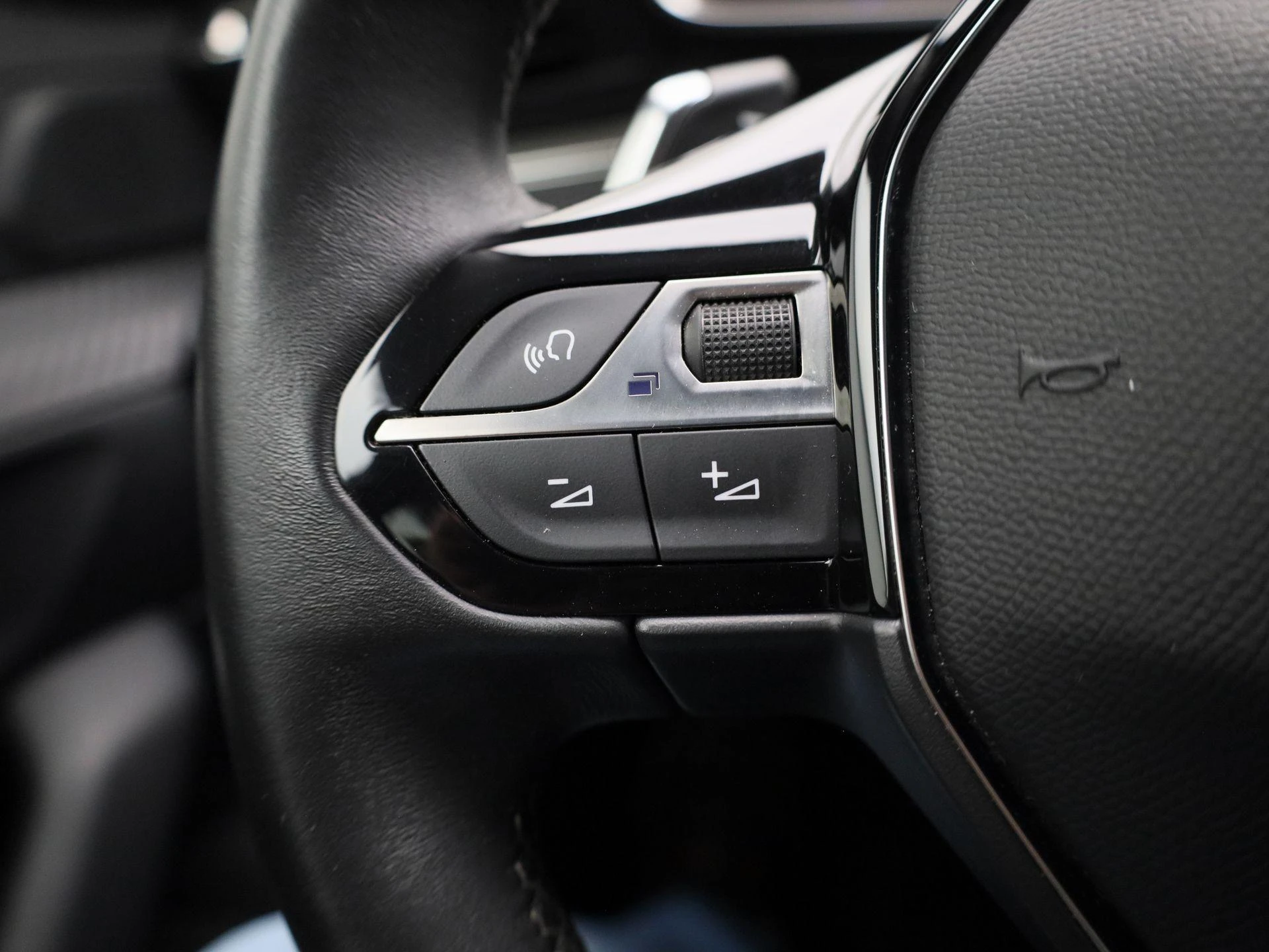 Peugeot-508-image-17