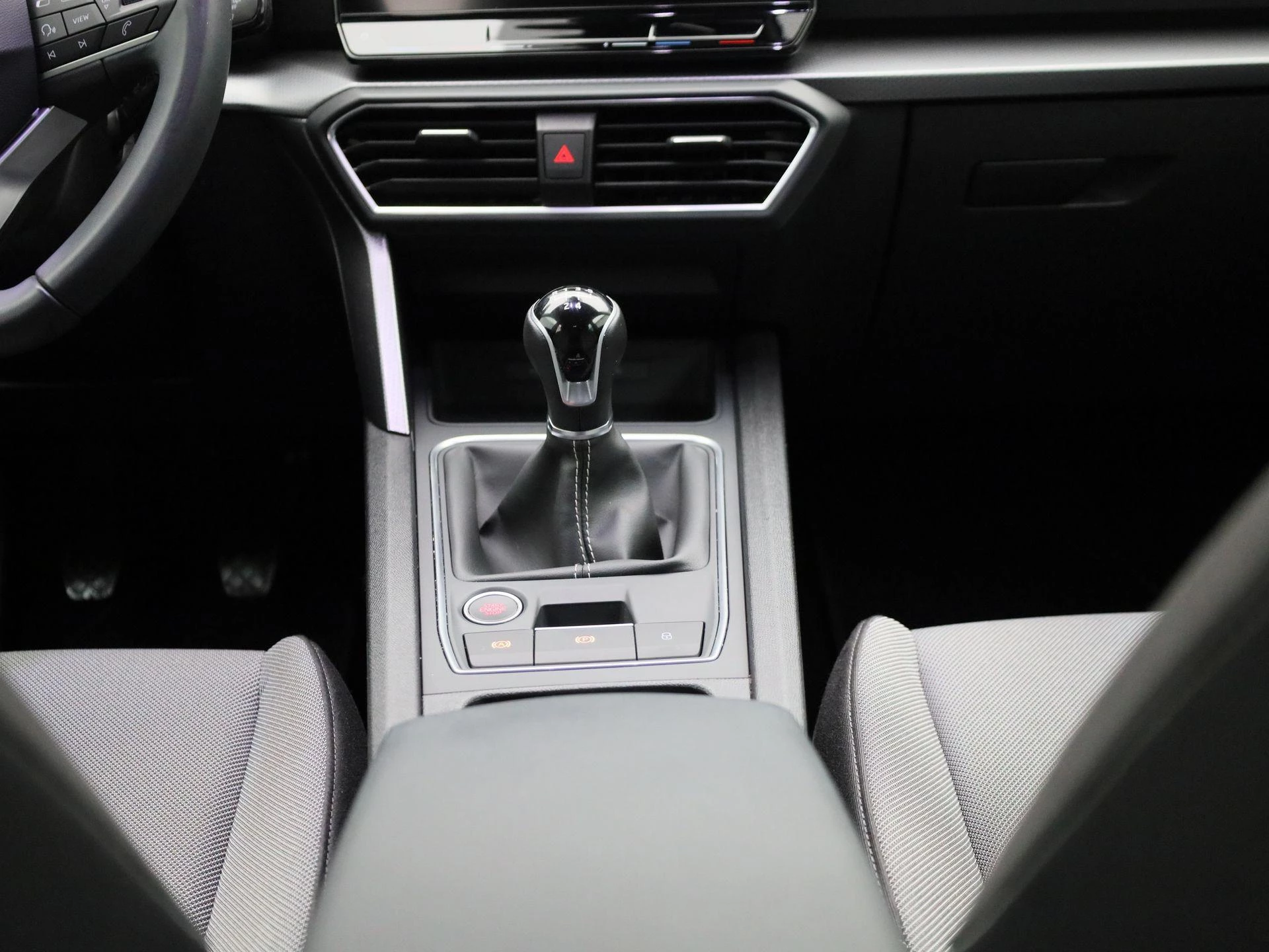 SEAT-Leon-image-11