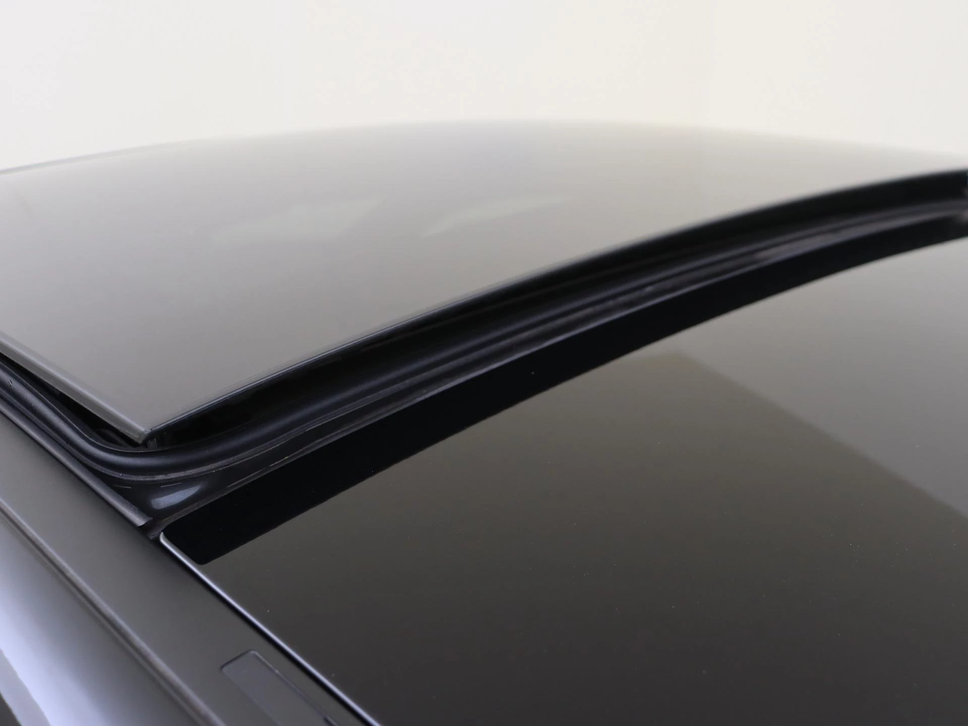 Mercedes-Benz-CLA-image-33