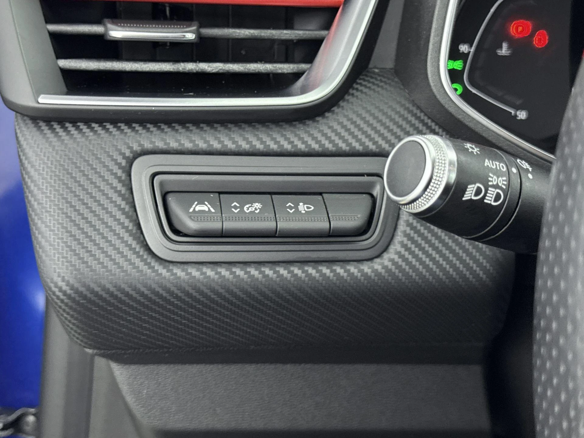 Renault-Clio-image-22