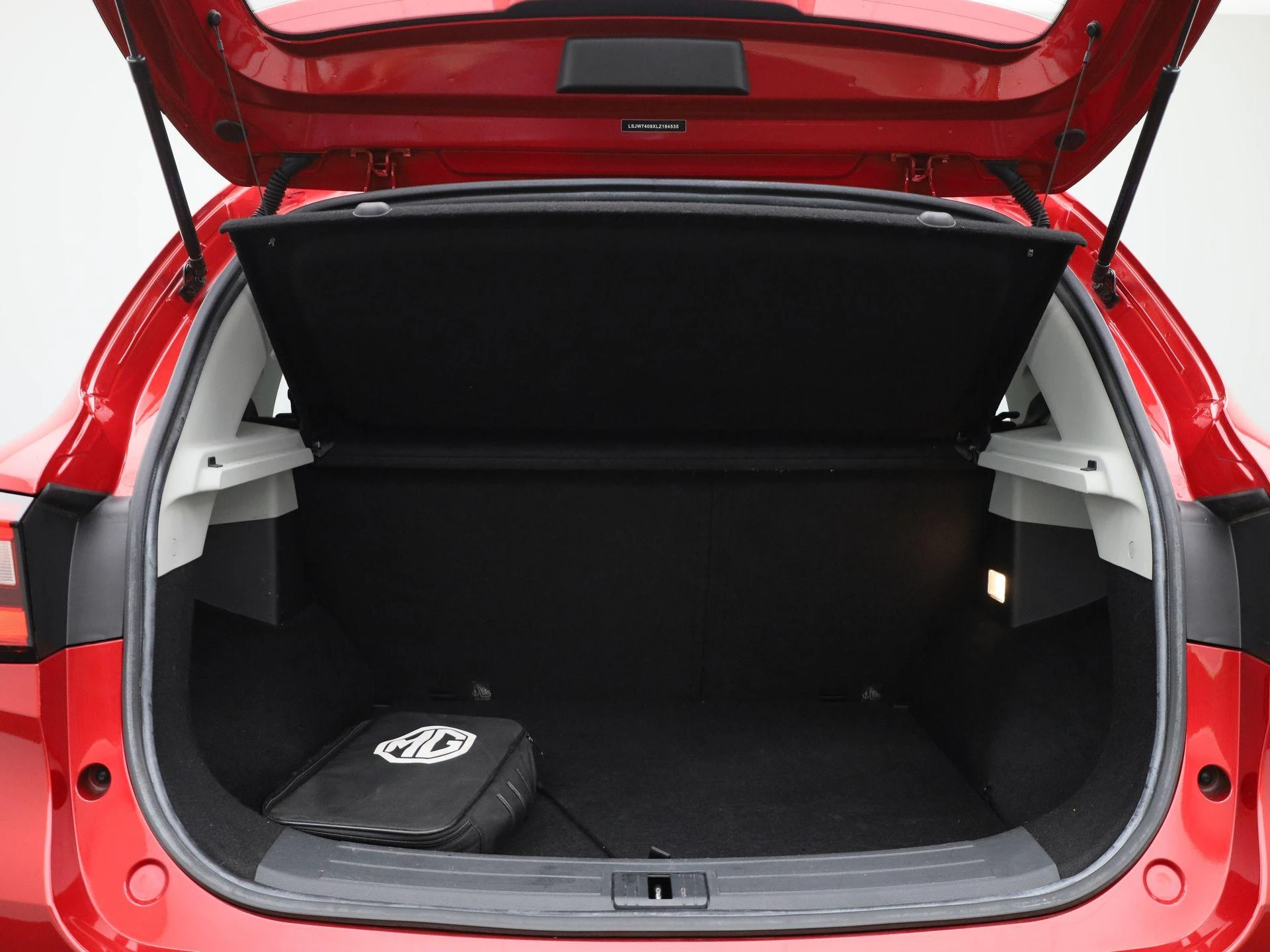MG-ZS EV-image-13