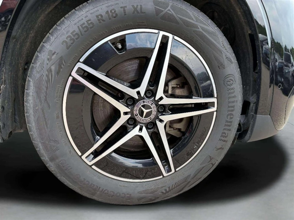 Mercedes-Benz-EQA-image-8