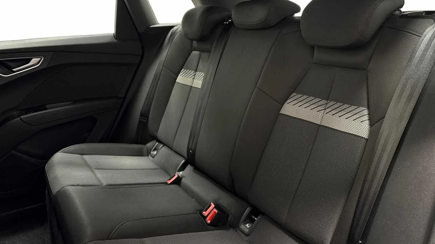 Audi-Q4 e-tron-image-7