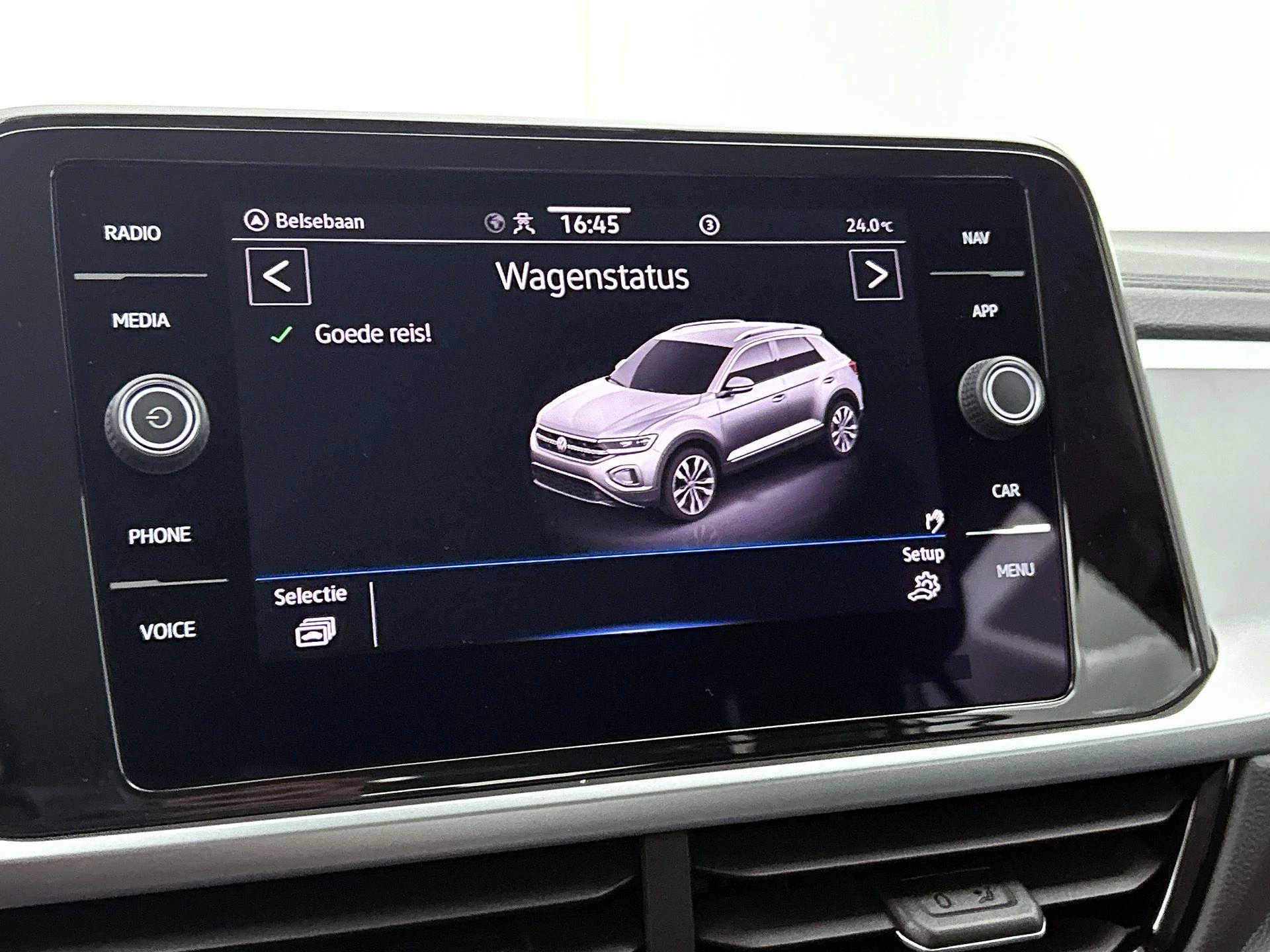 Volkswagen-T-Roc-image-9
