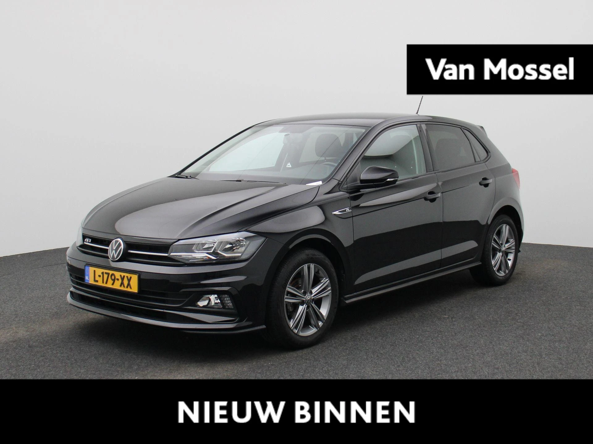 Volkswagen-Polo-image-0