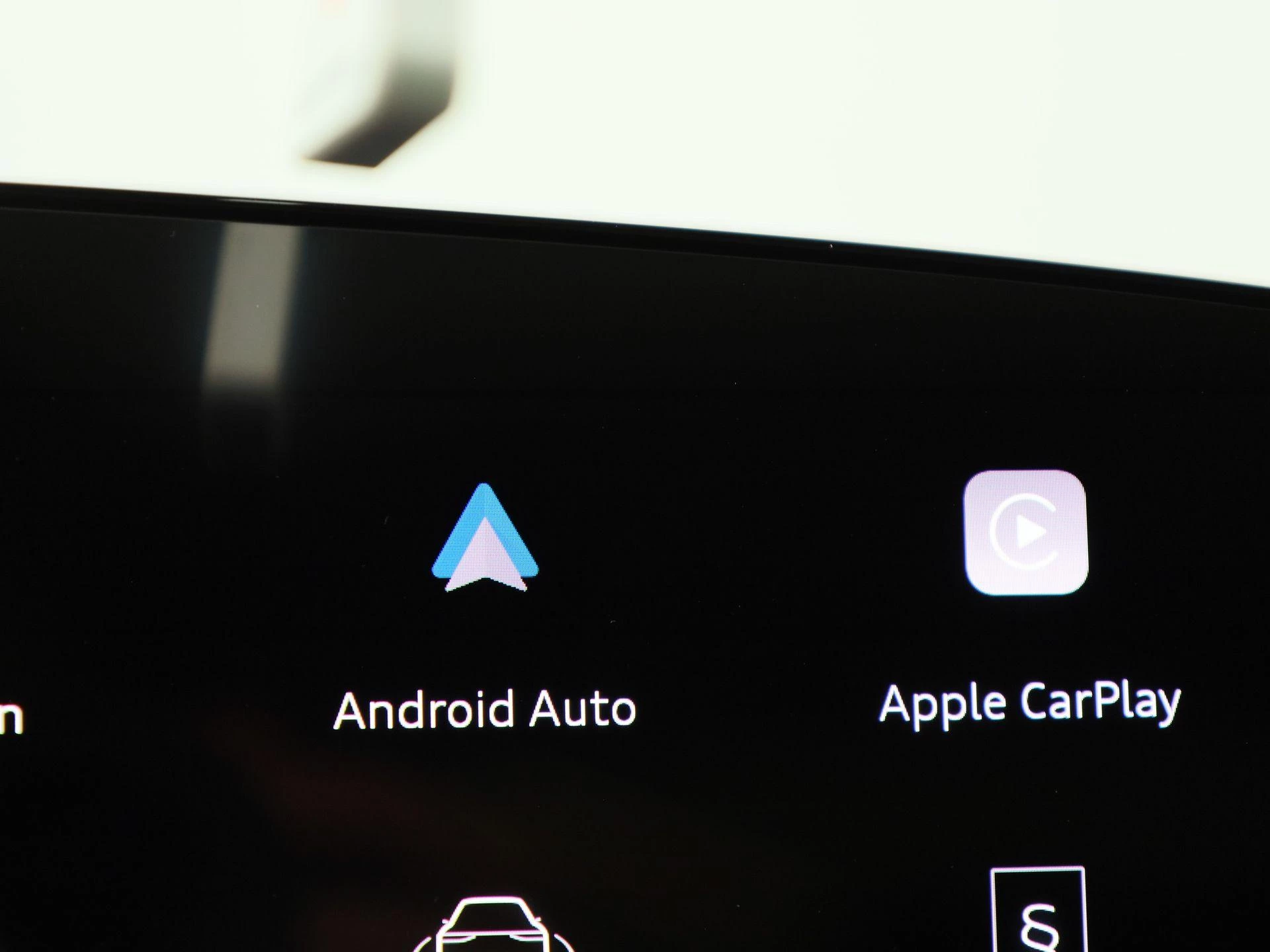 Audi A6 Avant 2.0 e-hybrid quattro S edition 299 PK