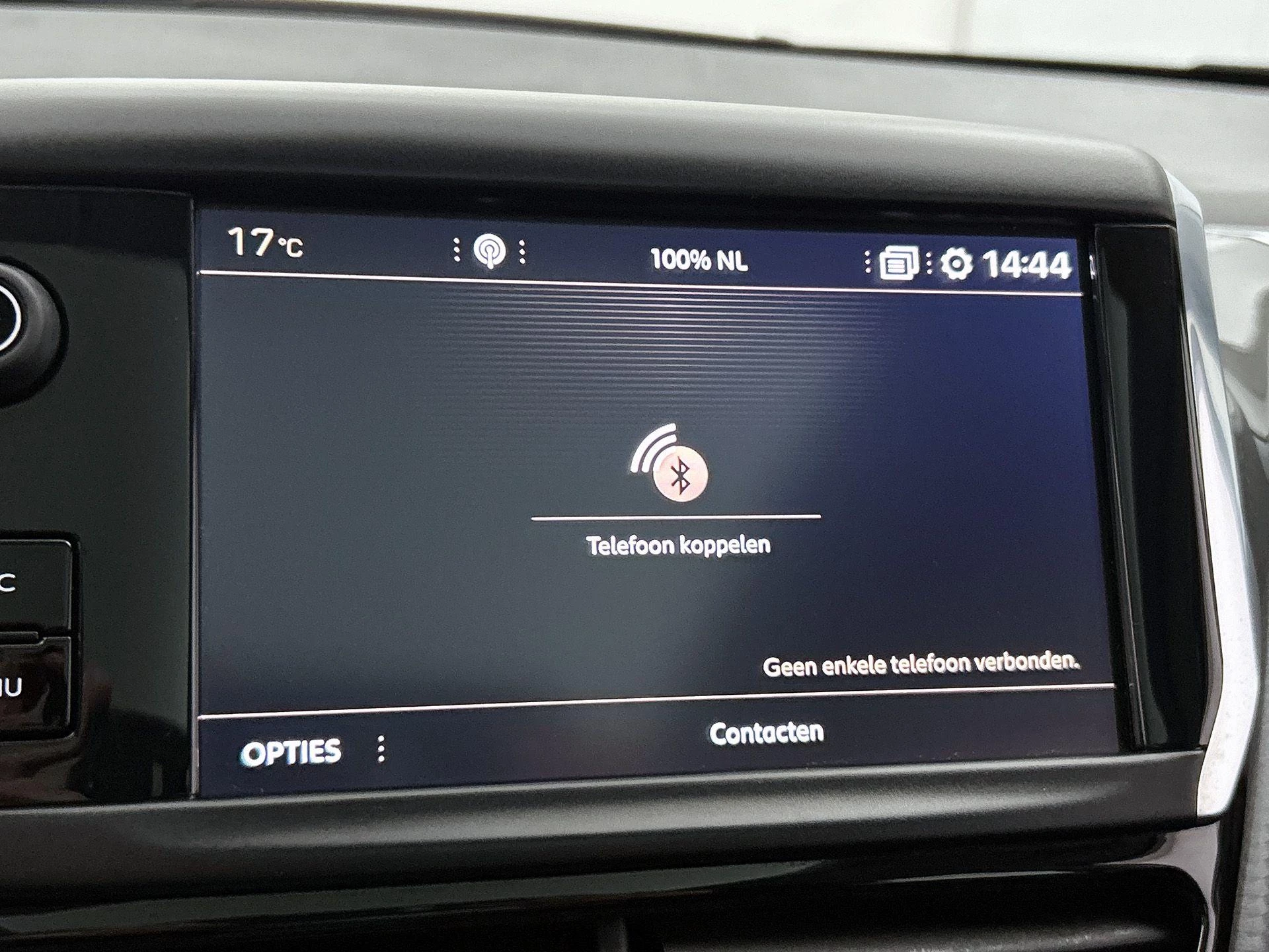 Peugeot 2008 1.2 PureTech Blue Lion