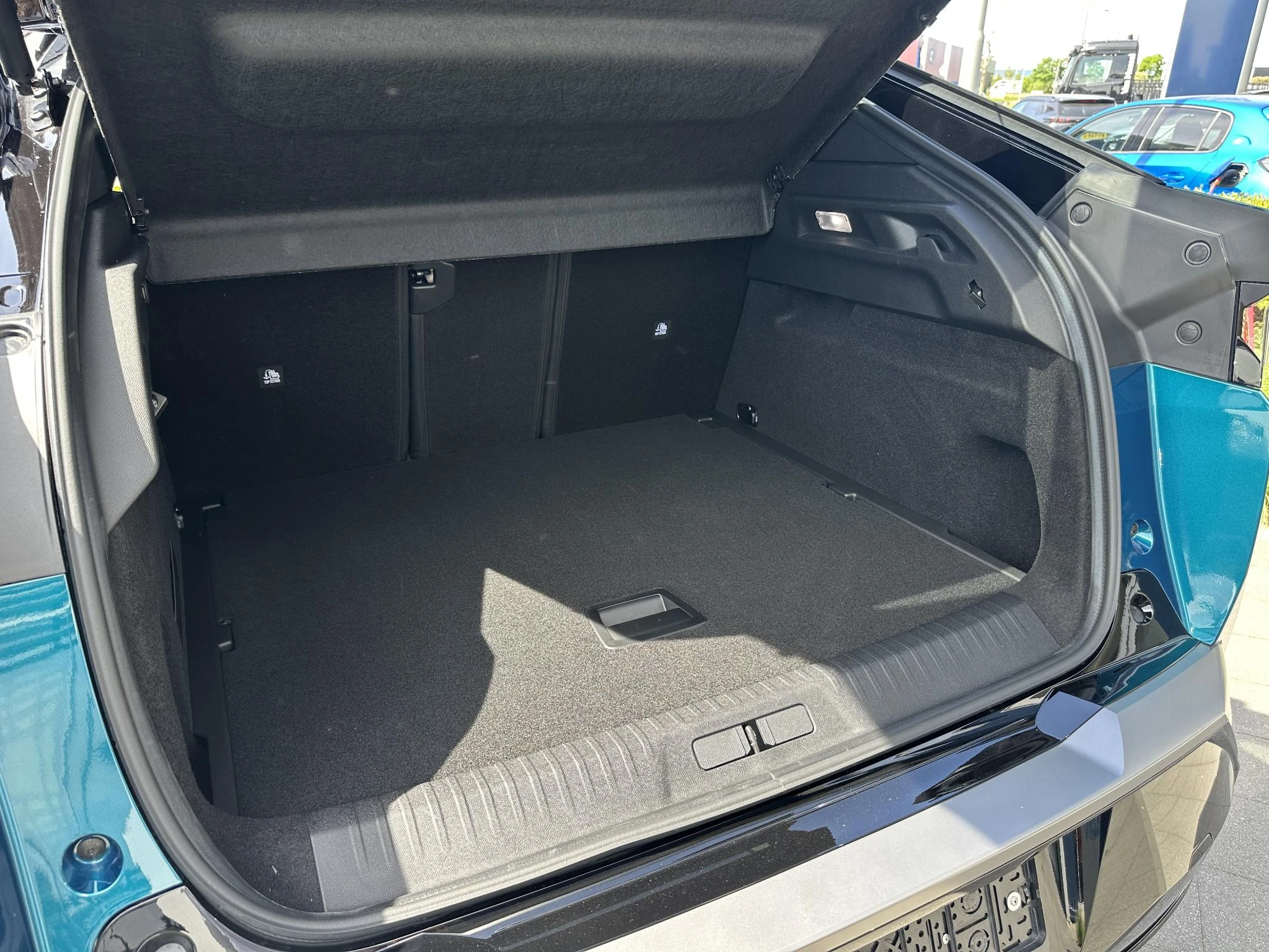 Peugeot-e-3008-image-16