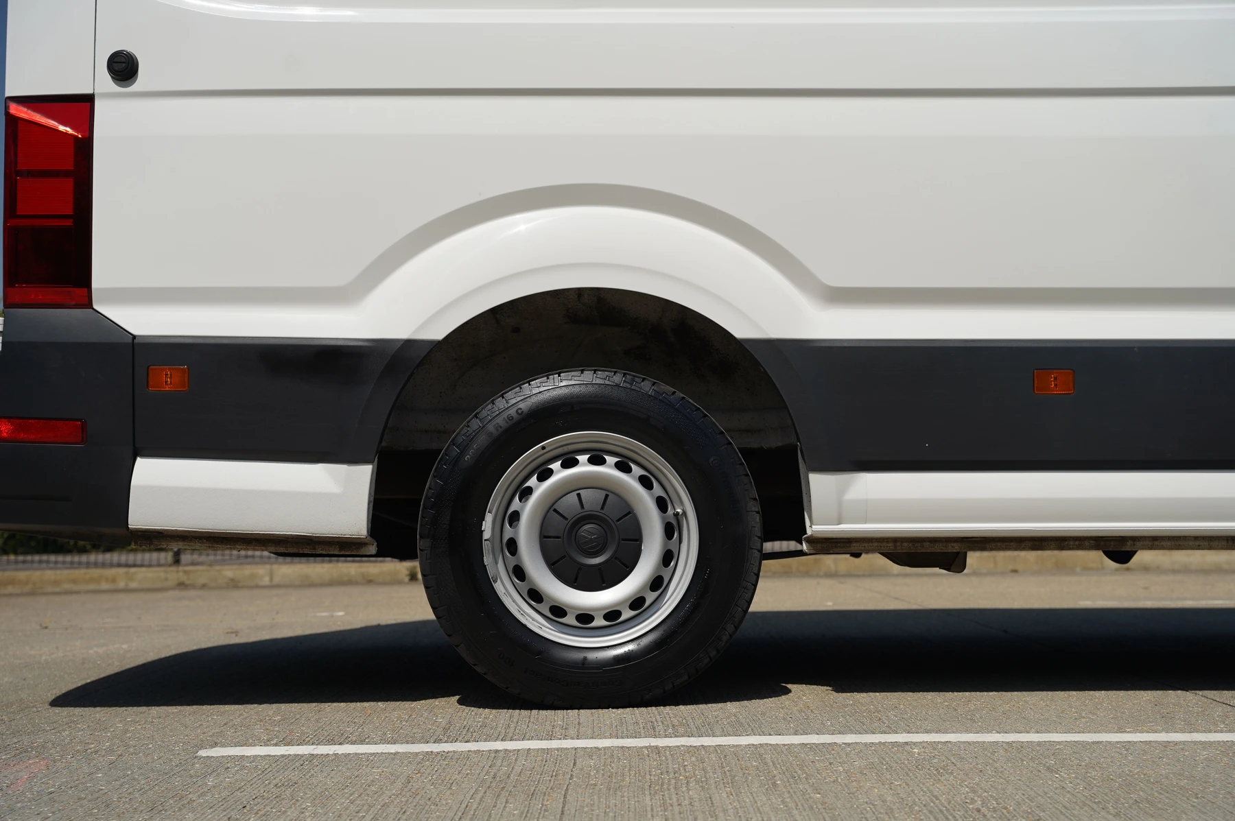 Volkswagen-Crafter-image-33