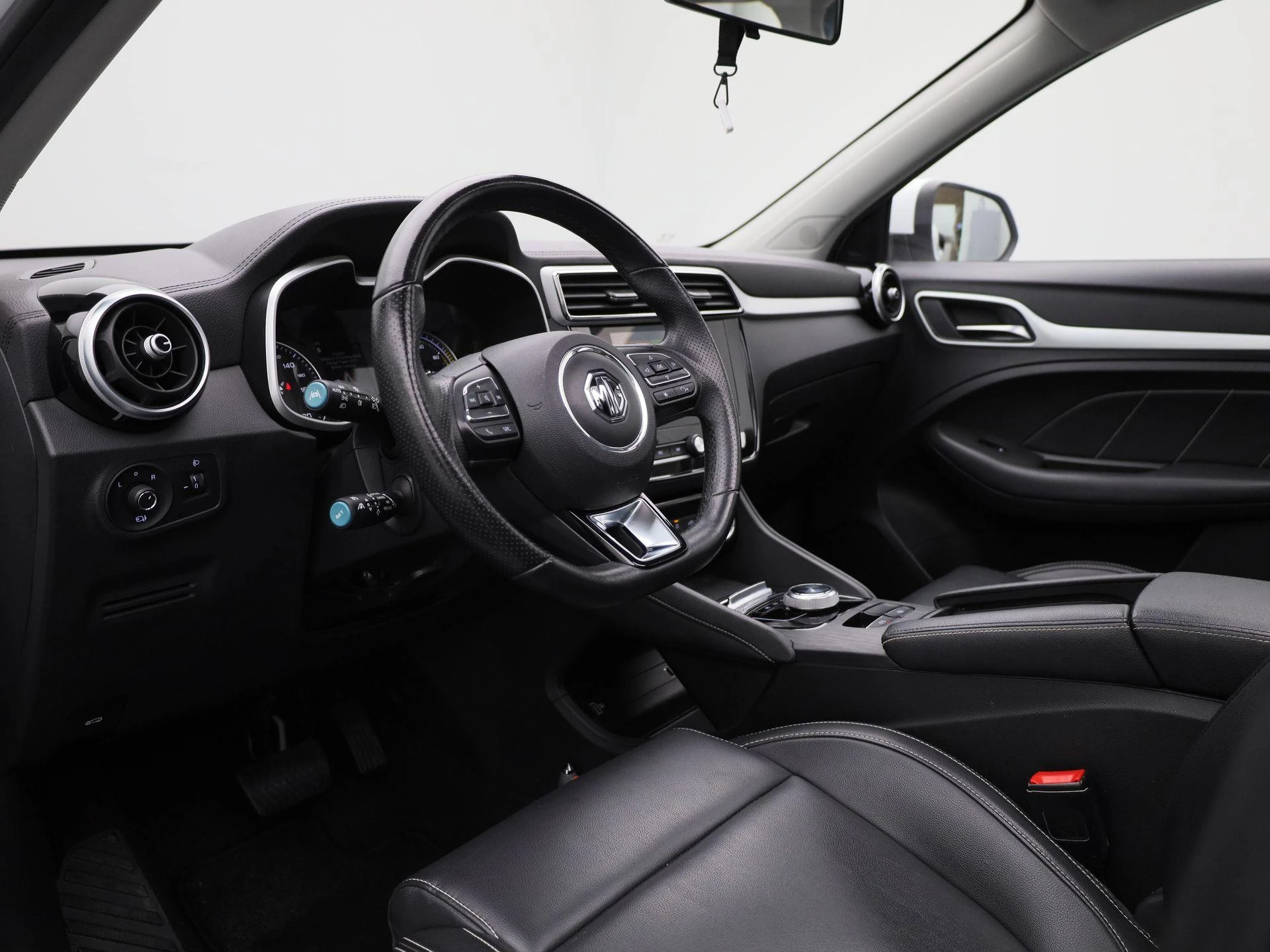MG-ZS EV-image-29