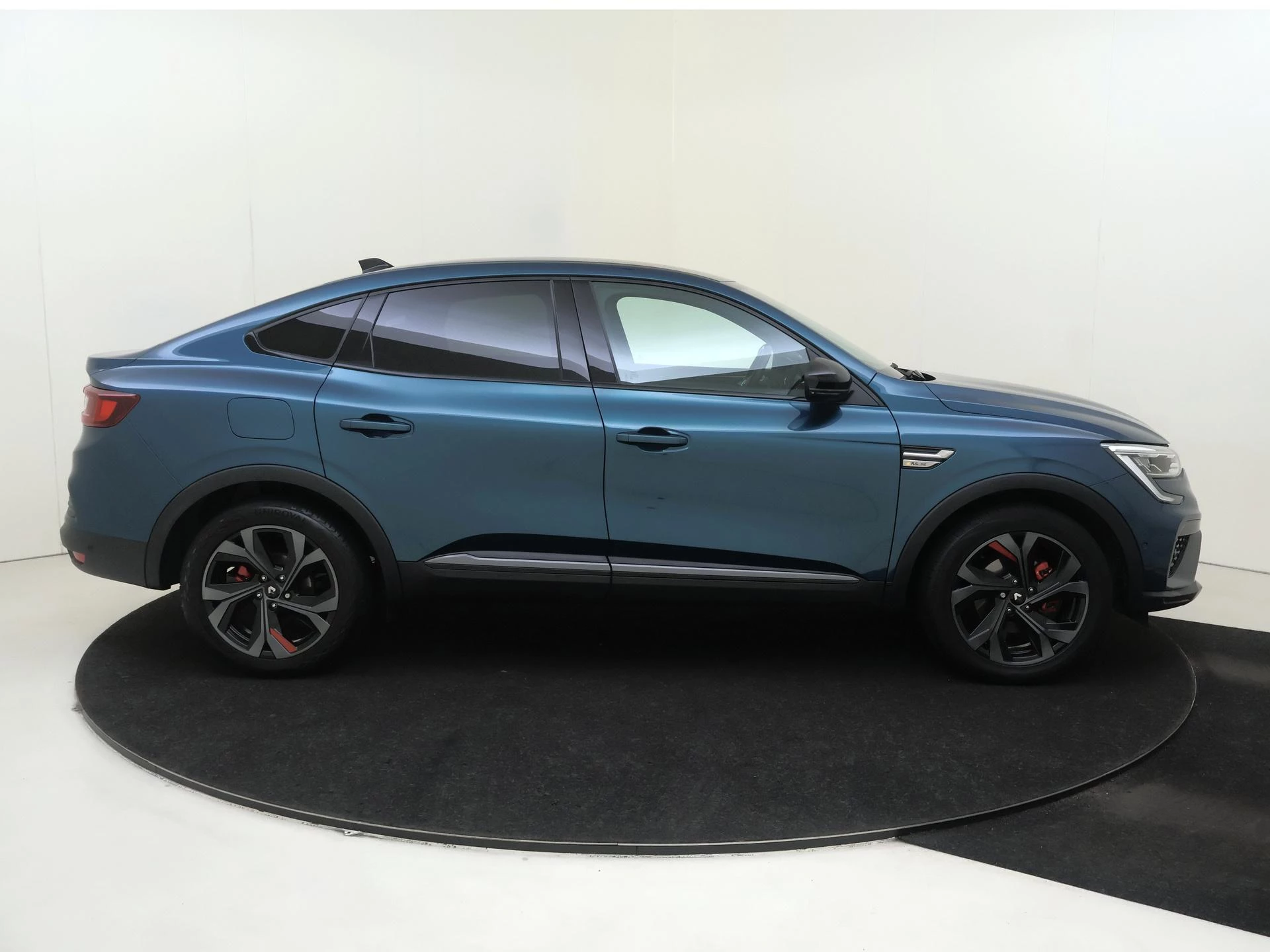 Renault-Arkana-image-5
